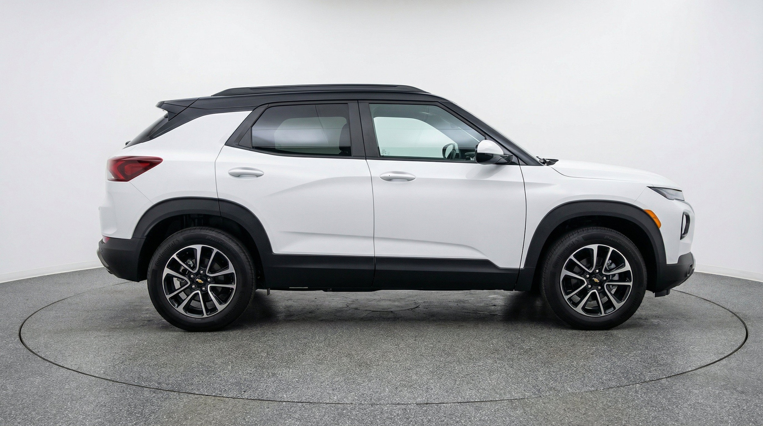 Thumbnail: 2025 Chevrolet TrailBlazer - 11