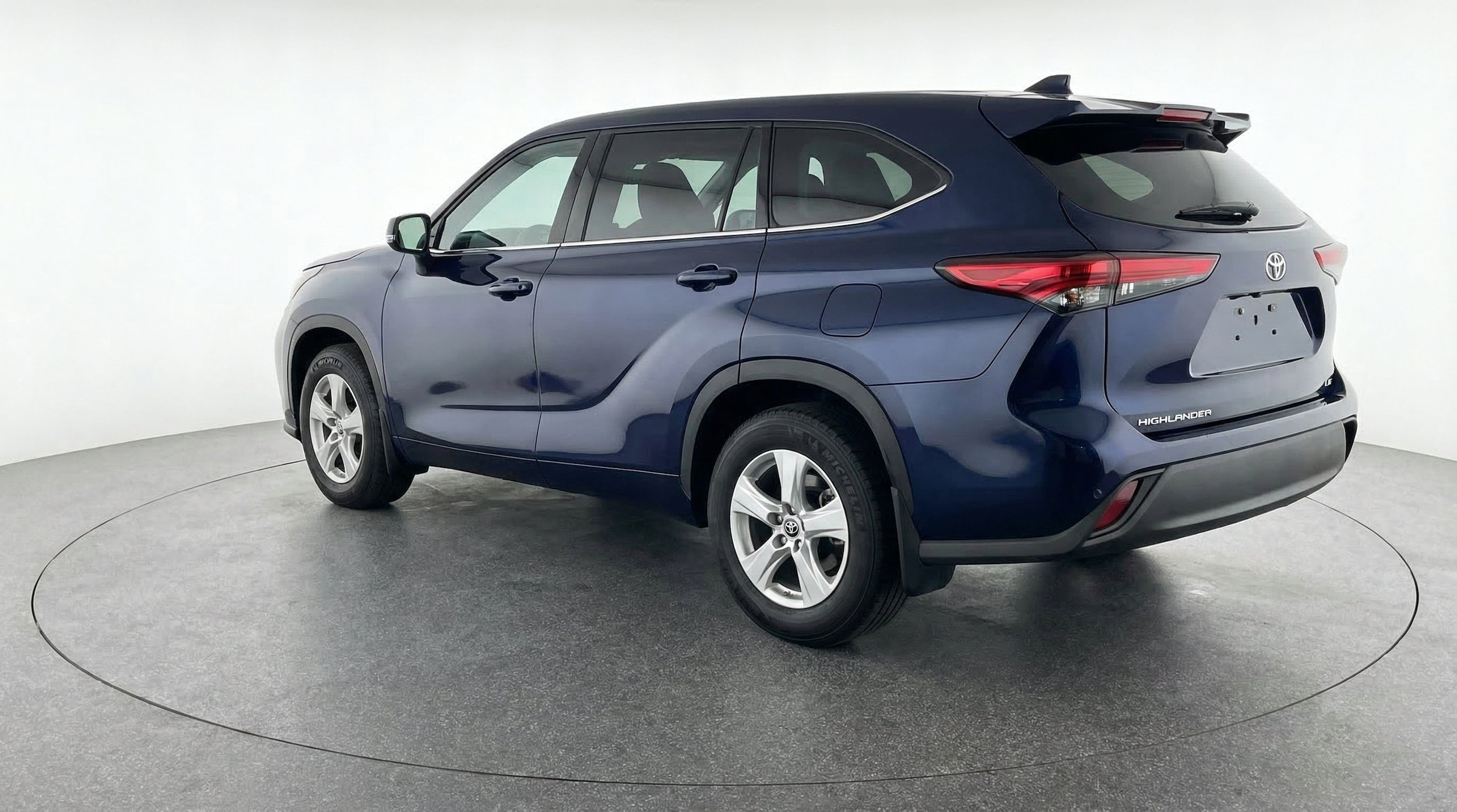Thumbnail: 2025 Toyota Highlander - 6