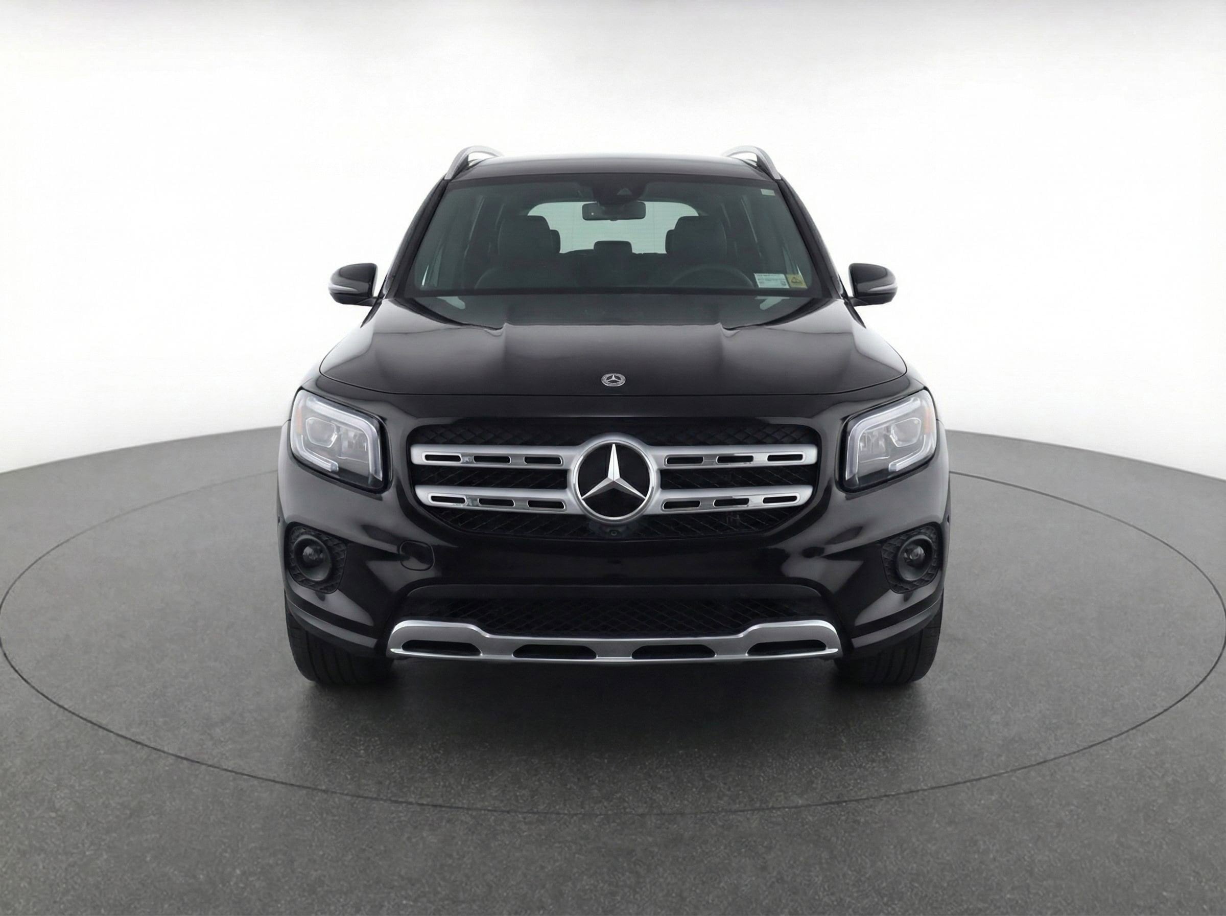 Thumbnail: 2025 Mercedes-Benz GLB - 2