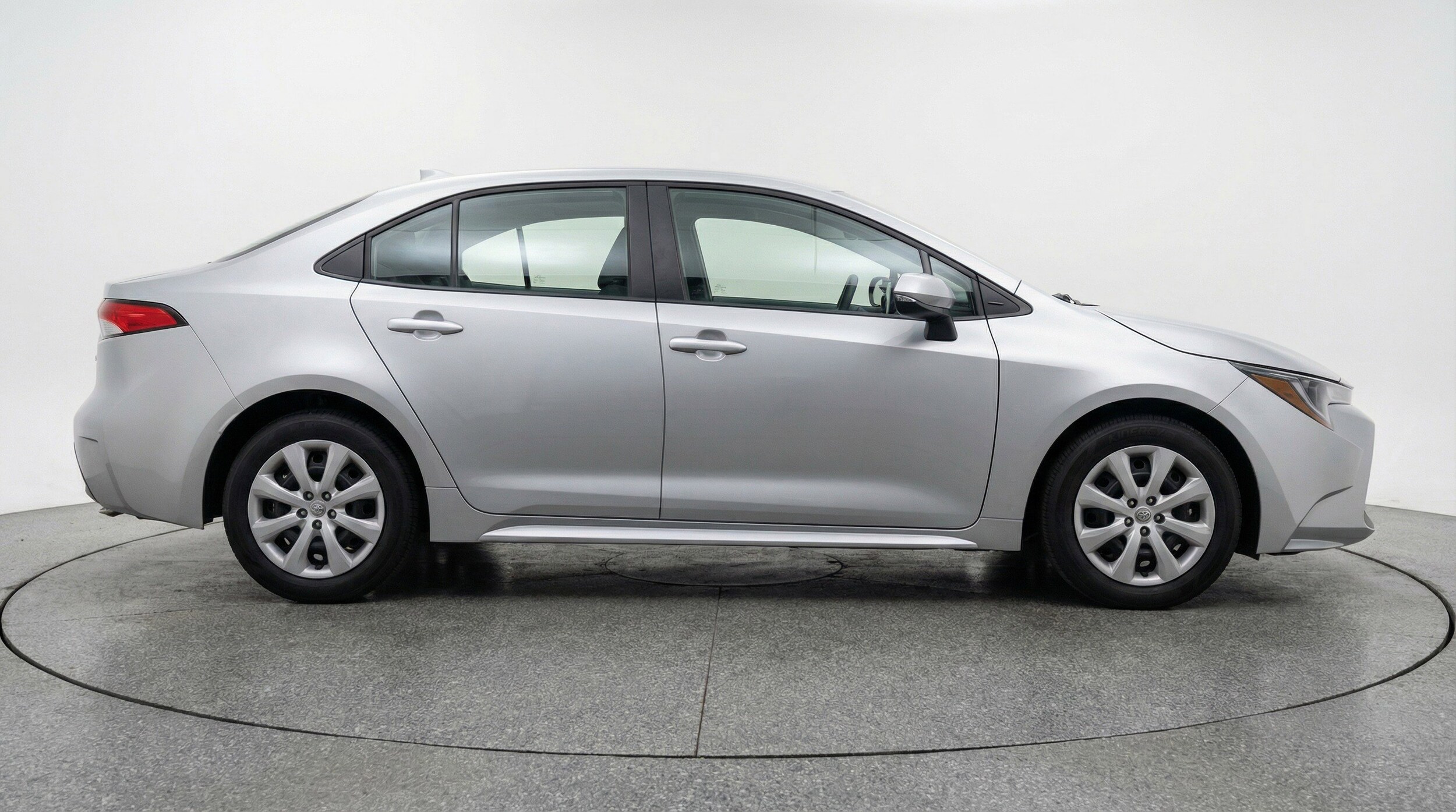 Thumbnail: 2025 Toyota Corolla - 11