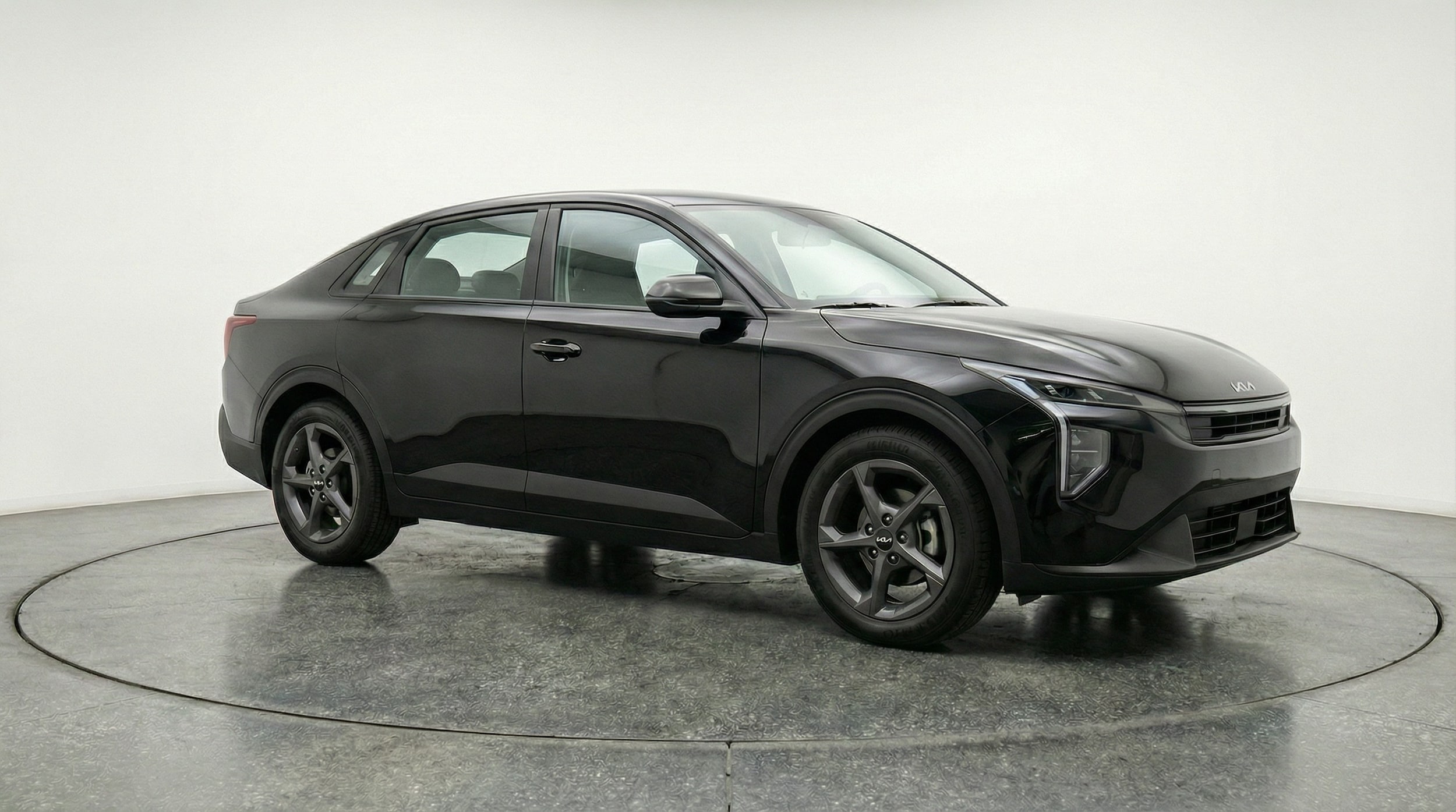 Thumbnail: 2025 Kia K4 - 1