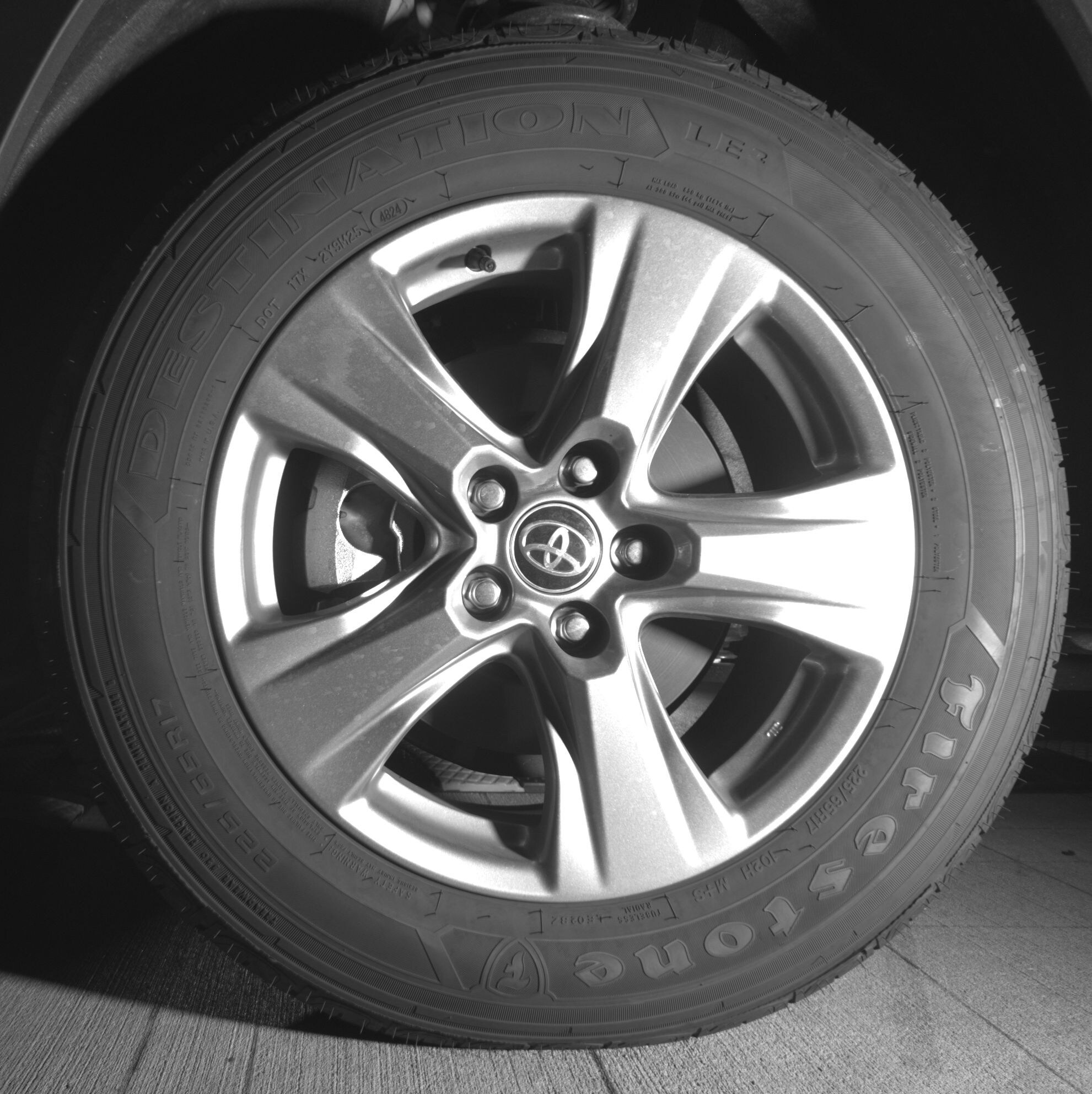 Thumbnail: 2025 Toyota RAV4 - 9