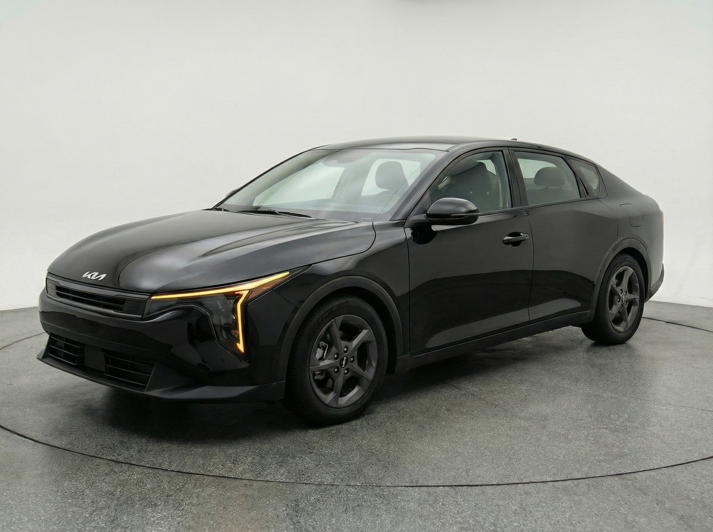 Thumbnail: 2025 Kia K4 - 3