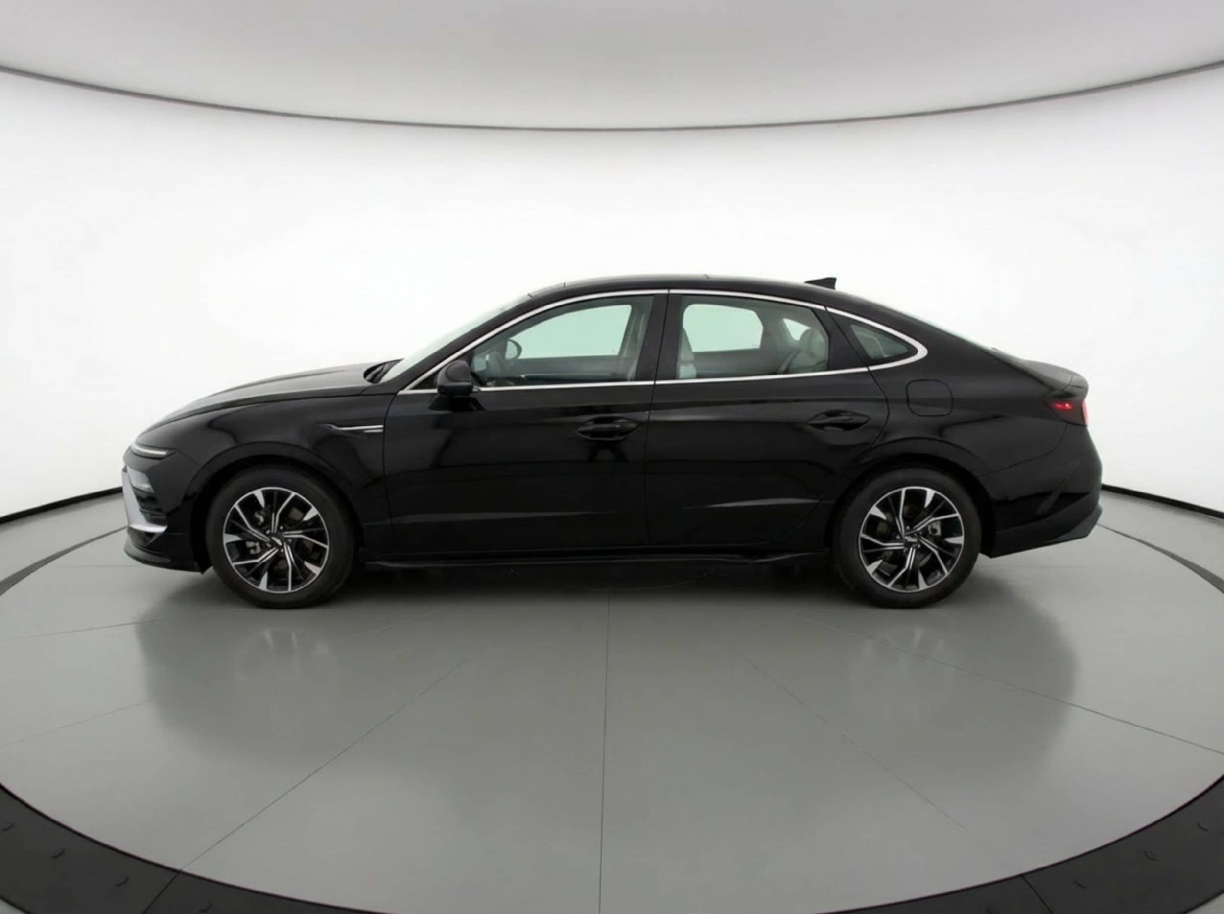 Thumbnail: 2025 Hyundai Sonata - 4