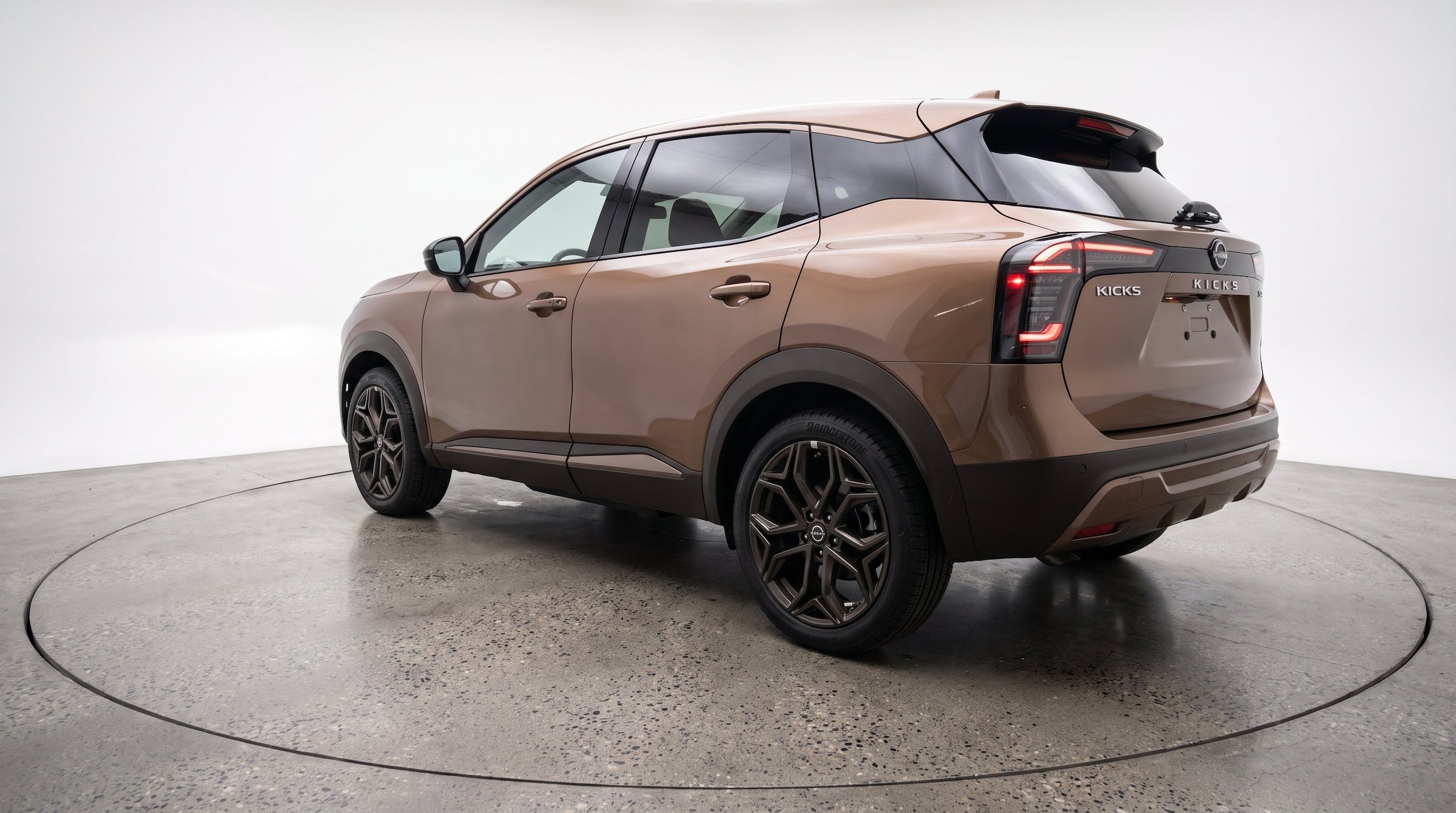 Thumbnail: 2026 Nissan Kicks - 6
