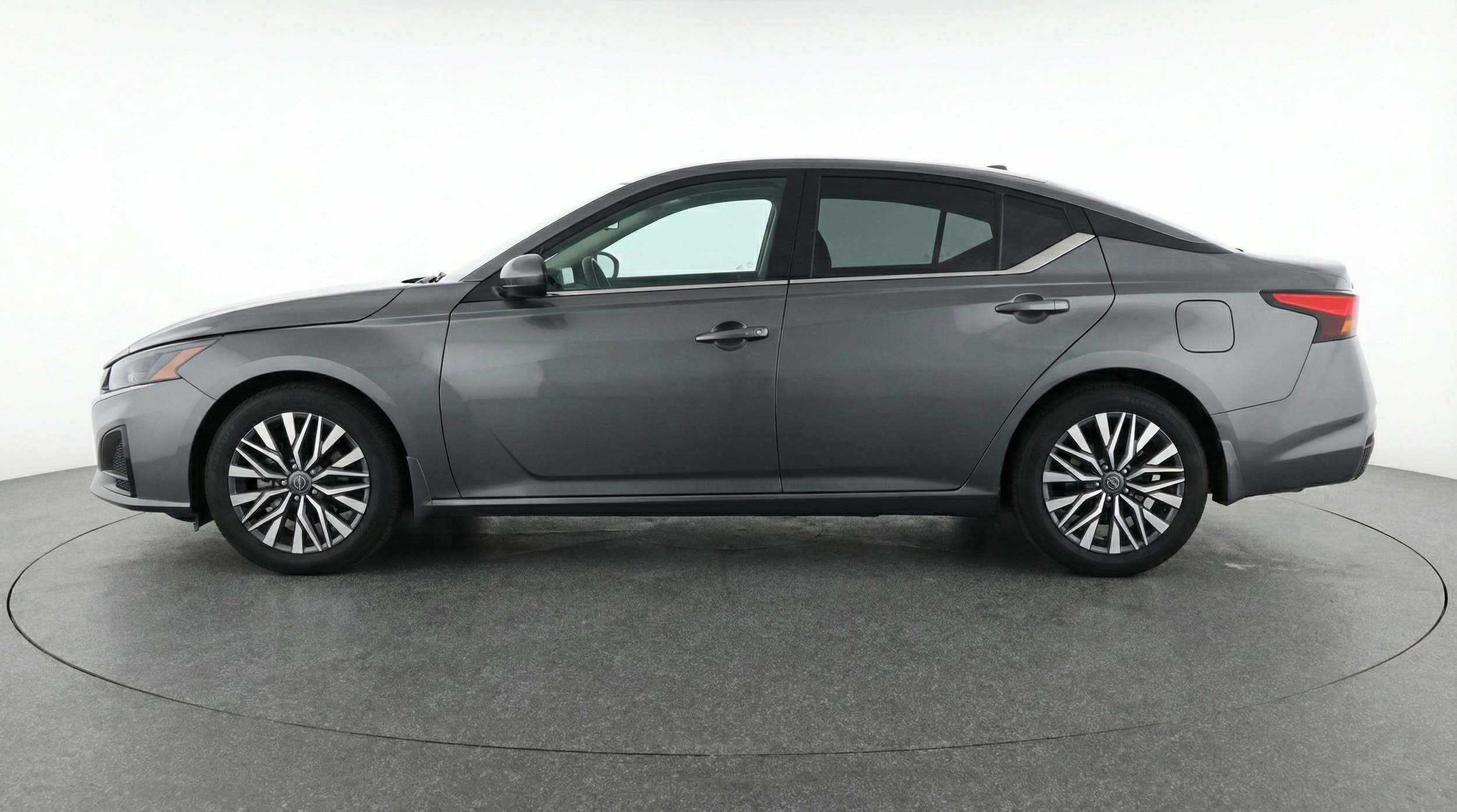 Thumbnail: 2025 Nissan Altima - 4