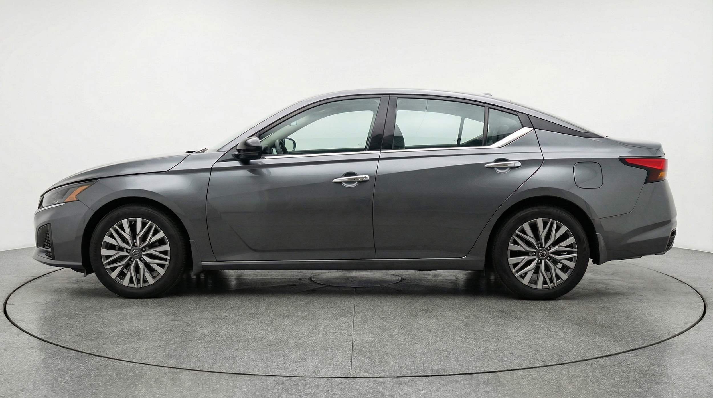 Thumbnail: 2025 Nissan Altima - 4