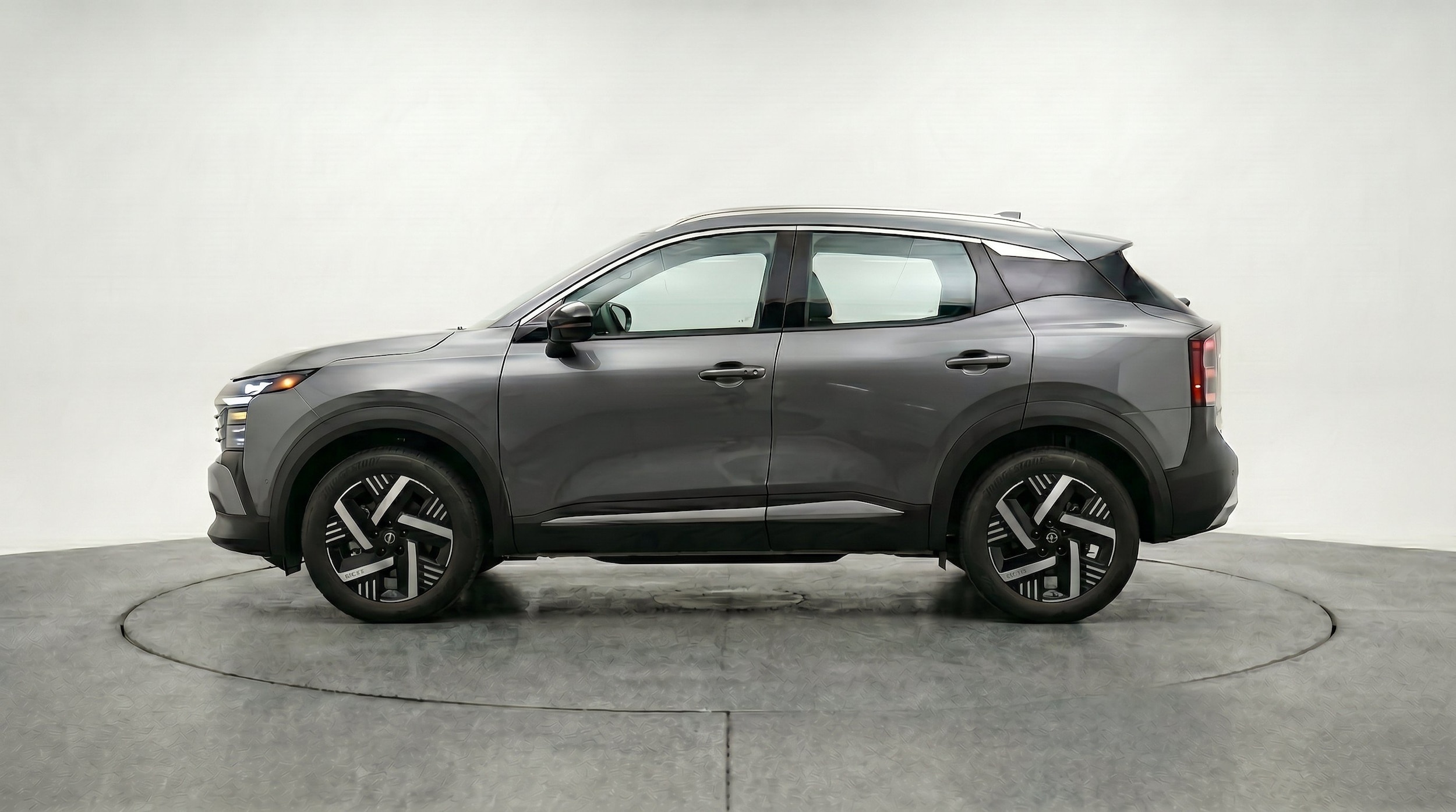 Thumbnail: 2026 Nissan Kicks - 5