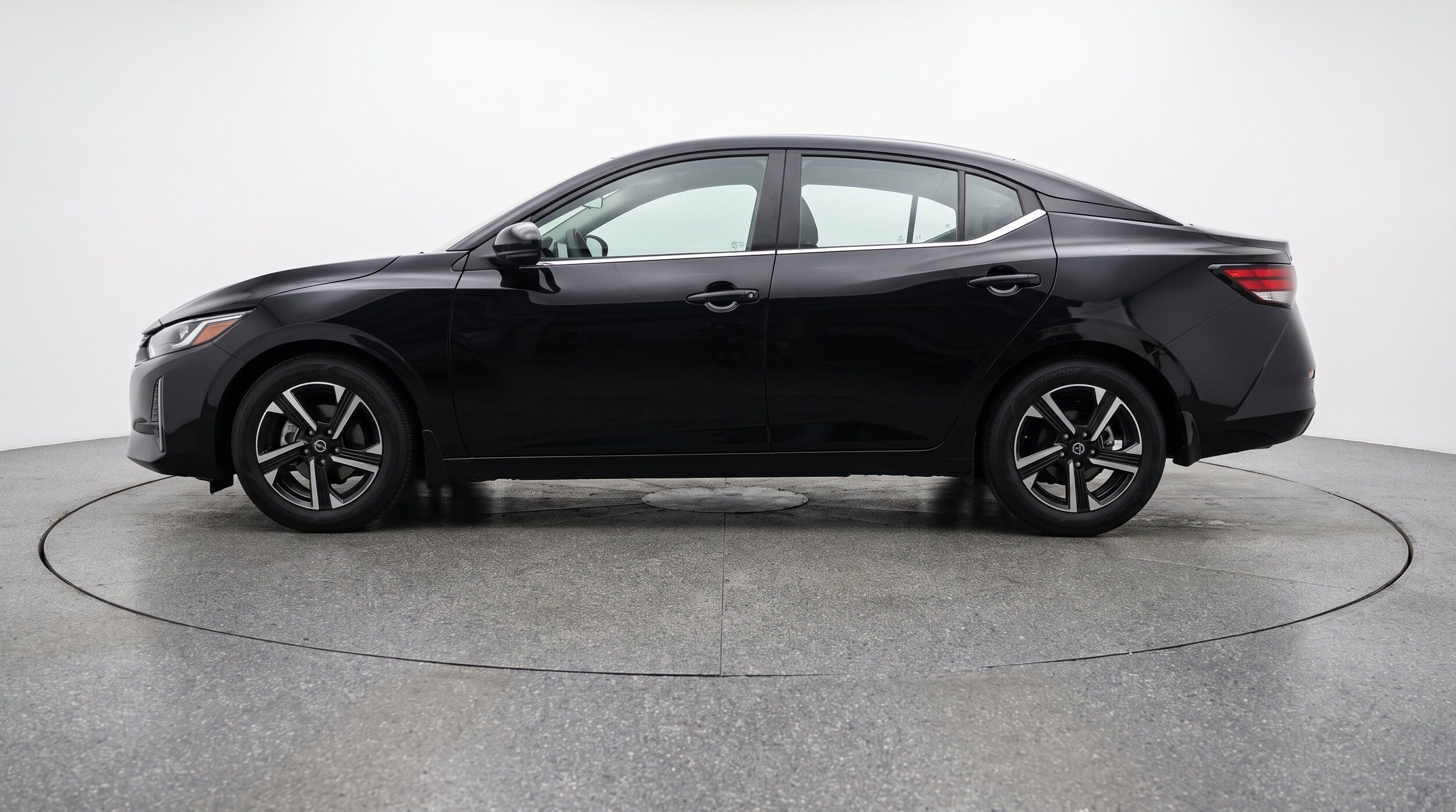 Thumbnail: 2025 Nissan Sentra - 5