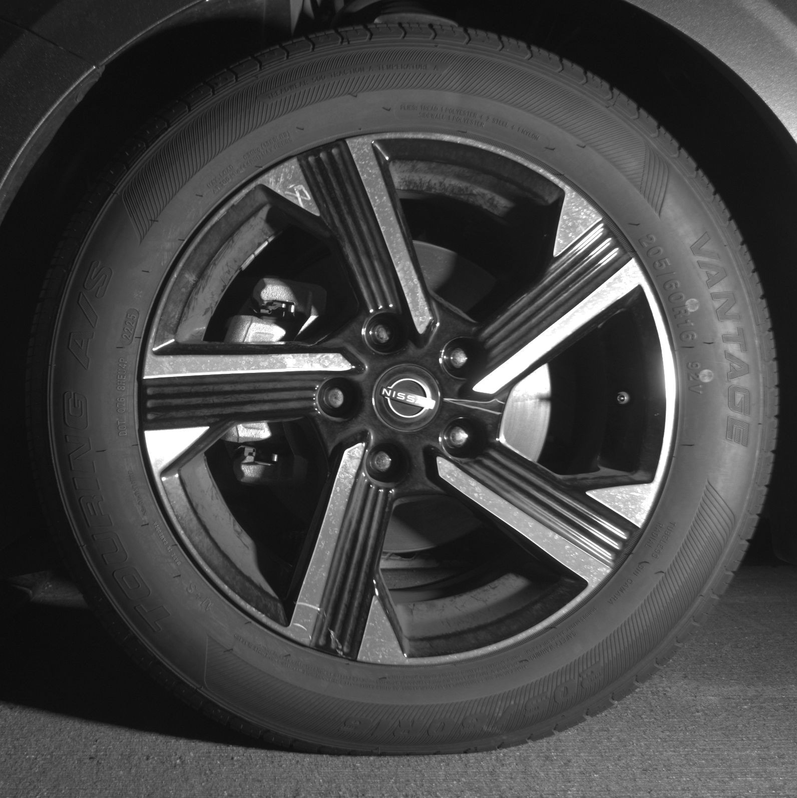 Thumbnail: 2025 Nissan Sentra - 9