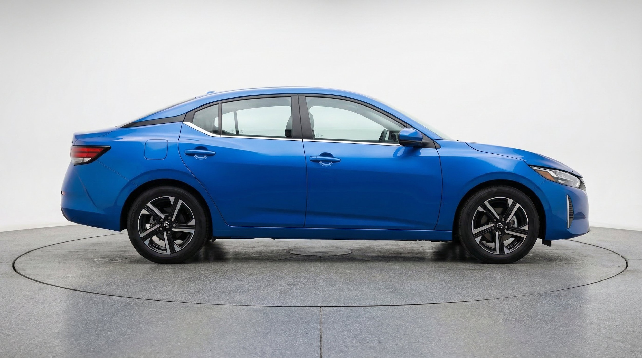 Thumbnail: 2025 Nissan Sentra - 11