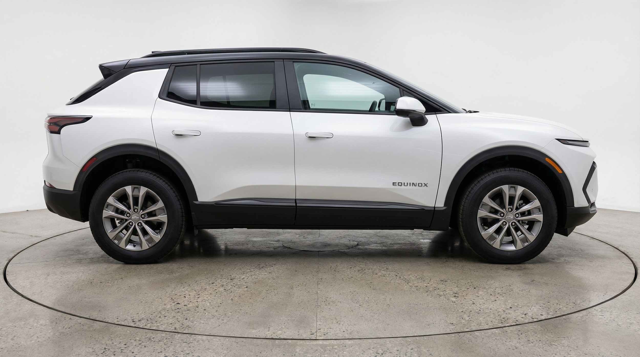 Thumbnail: 2025 Chevrolet Equinox - 8