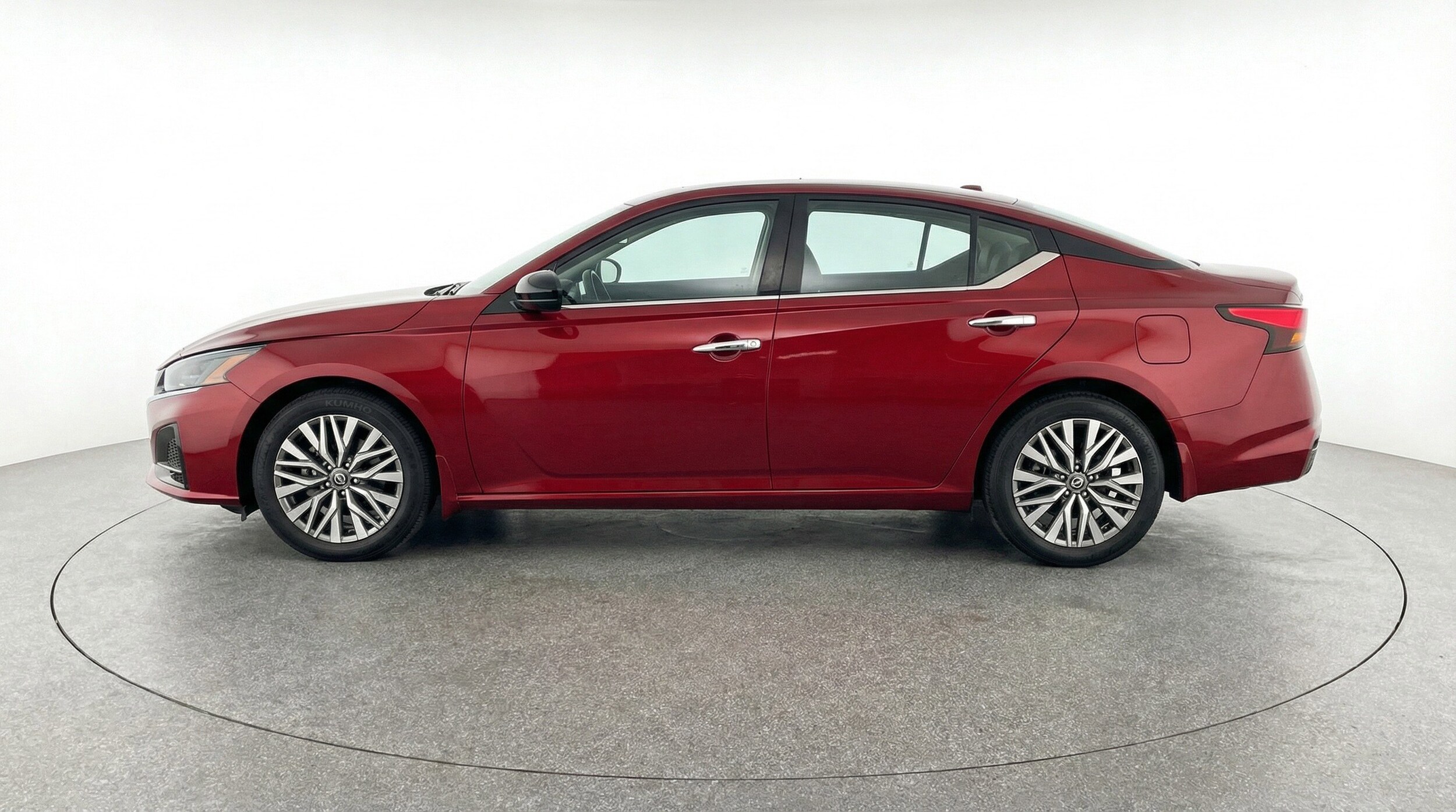 Thumbnail: 2025 Nissan Altima - 5