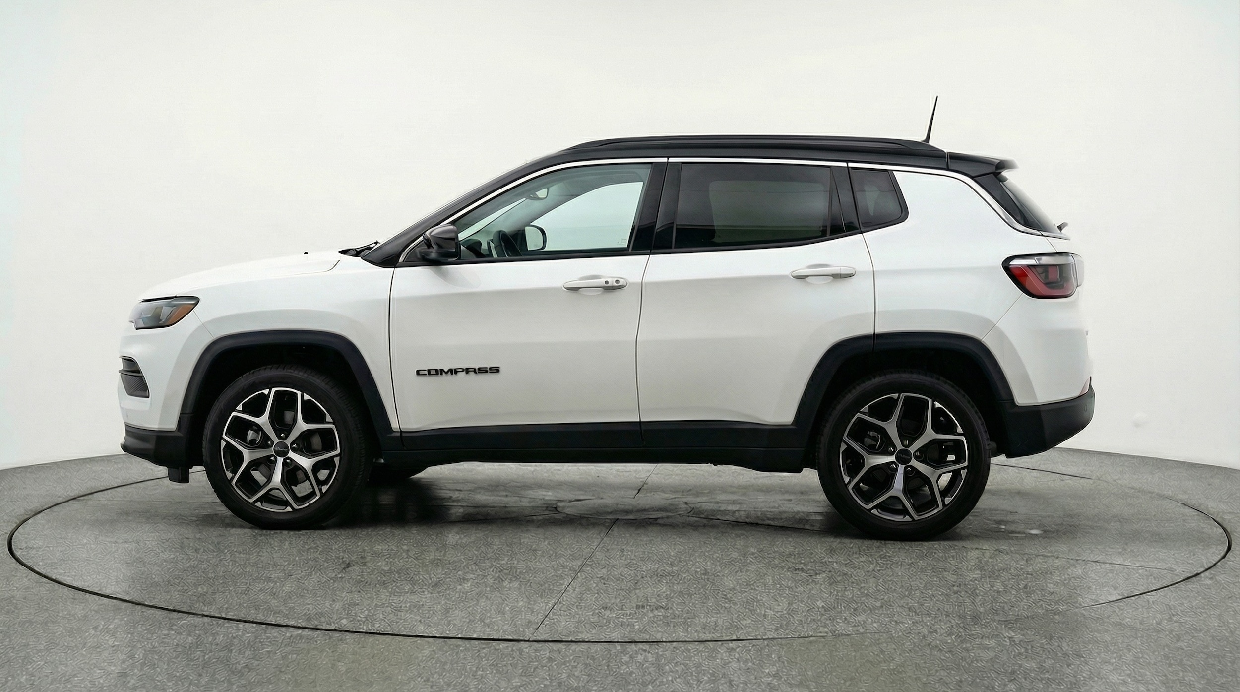 Thumbnail: 2025 Jeep Compass - 4