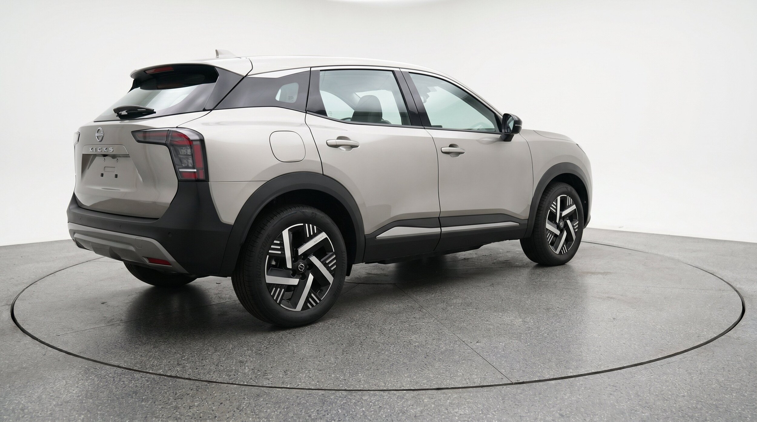 Thumbnail: 2026 Nissan Kicks - 9