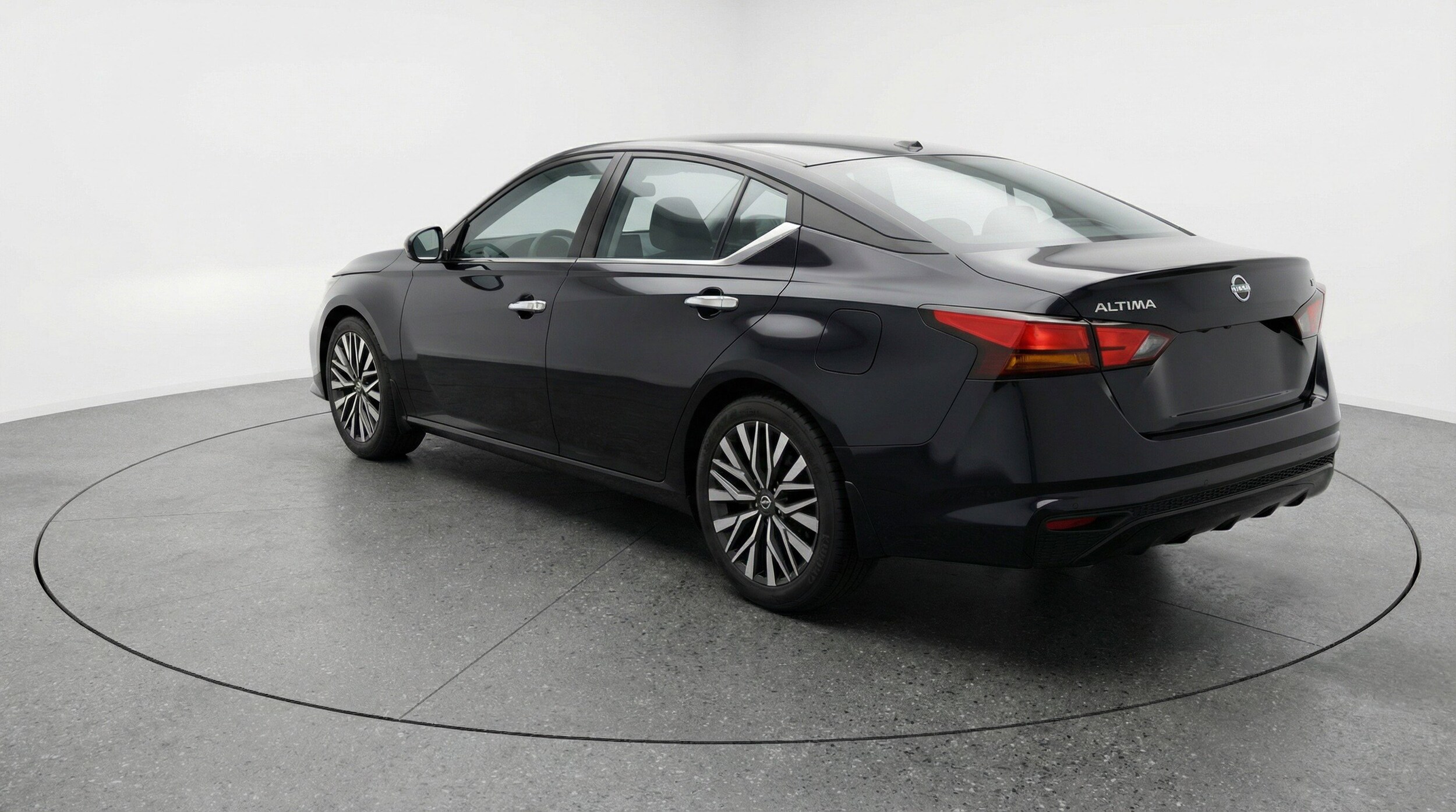 Thumbnail: 2025 Nissan Altima - 6