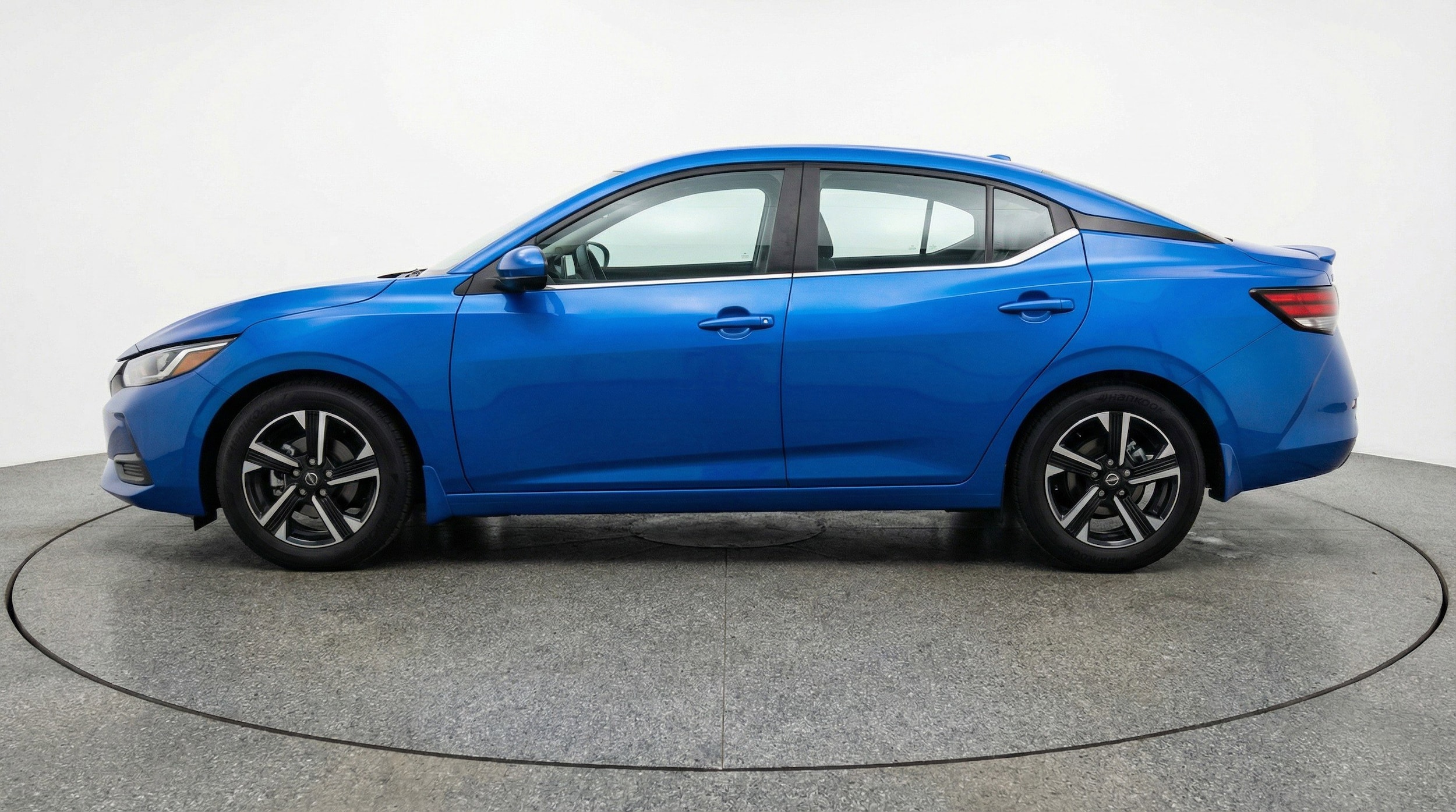 Thumbnail: 2025 Nissan Sentra - 5