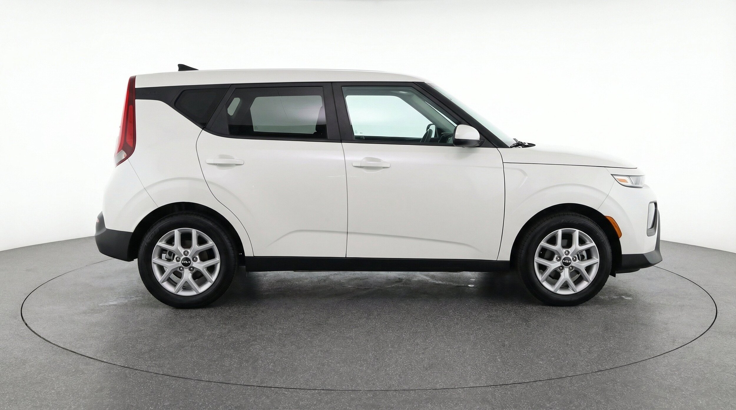 Thumbnail: 2025 Kia Soul - 11
