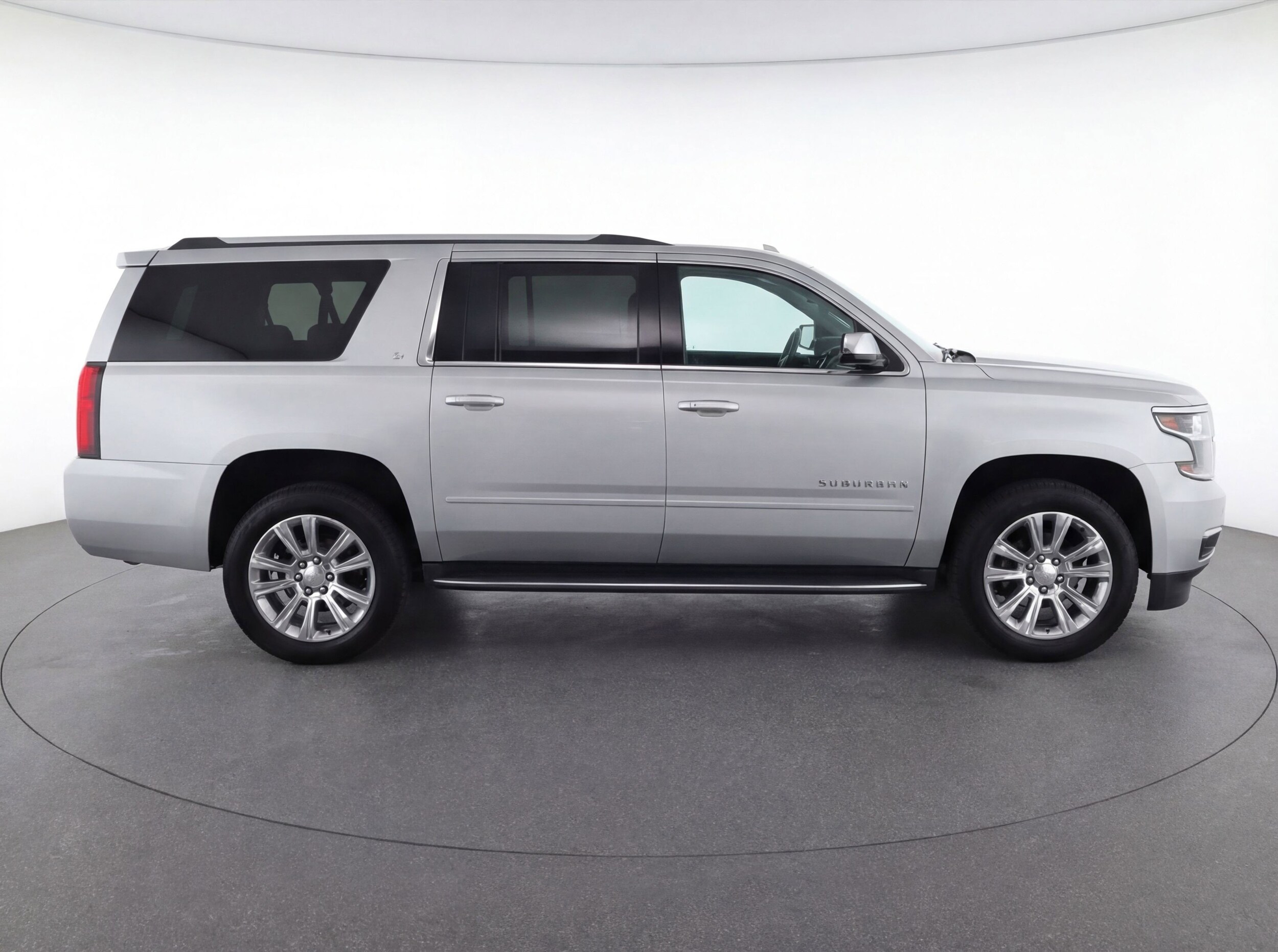 Thumbnail: 2023 Chevrolet Suburban - 11