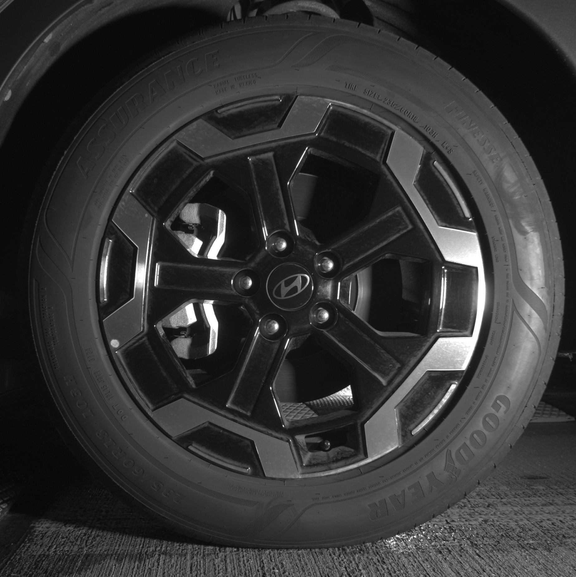 Thumbnail: 2025 Hyundai Santa Fe - 9