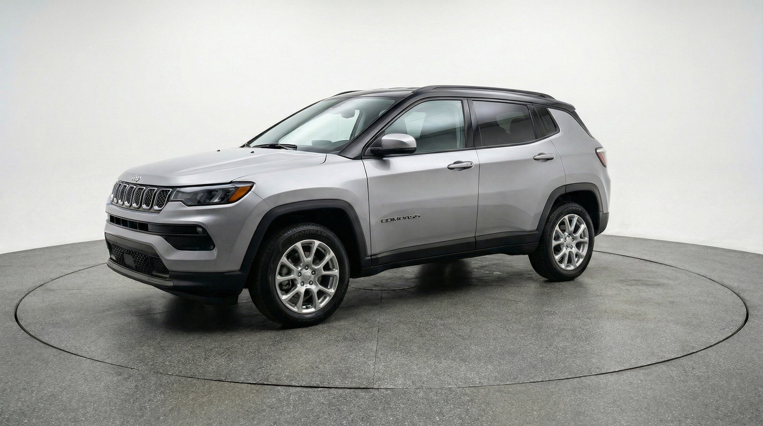 Thumbnail: 2025 Jeep Compass - 3