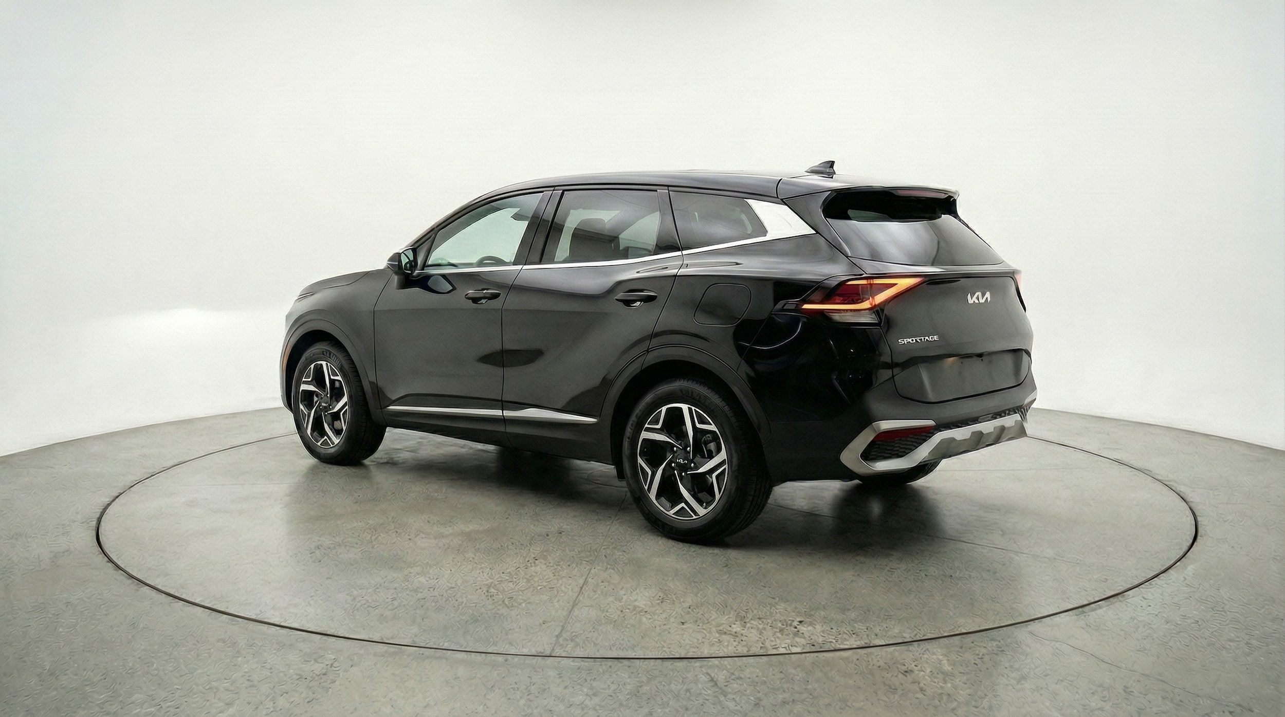 Thumbnail: 2025 Kia Sportage - 5