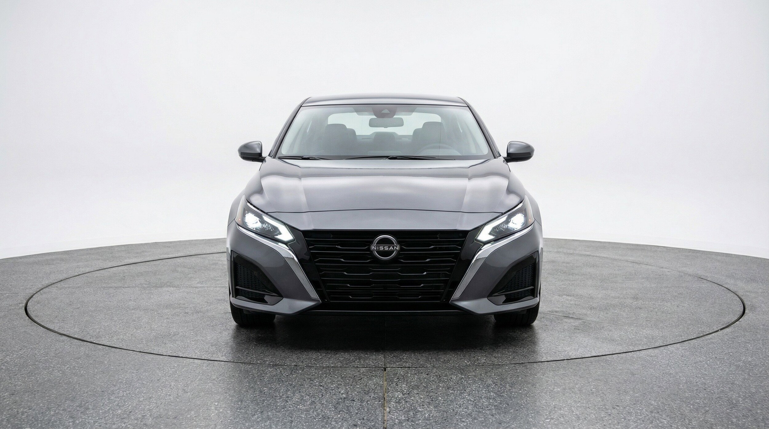 Thumbnail: 2025 Nissan Altima - 2