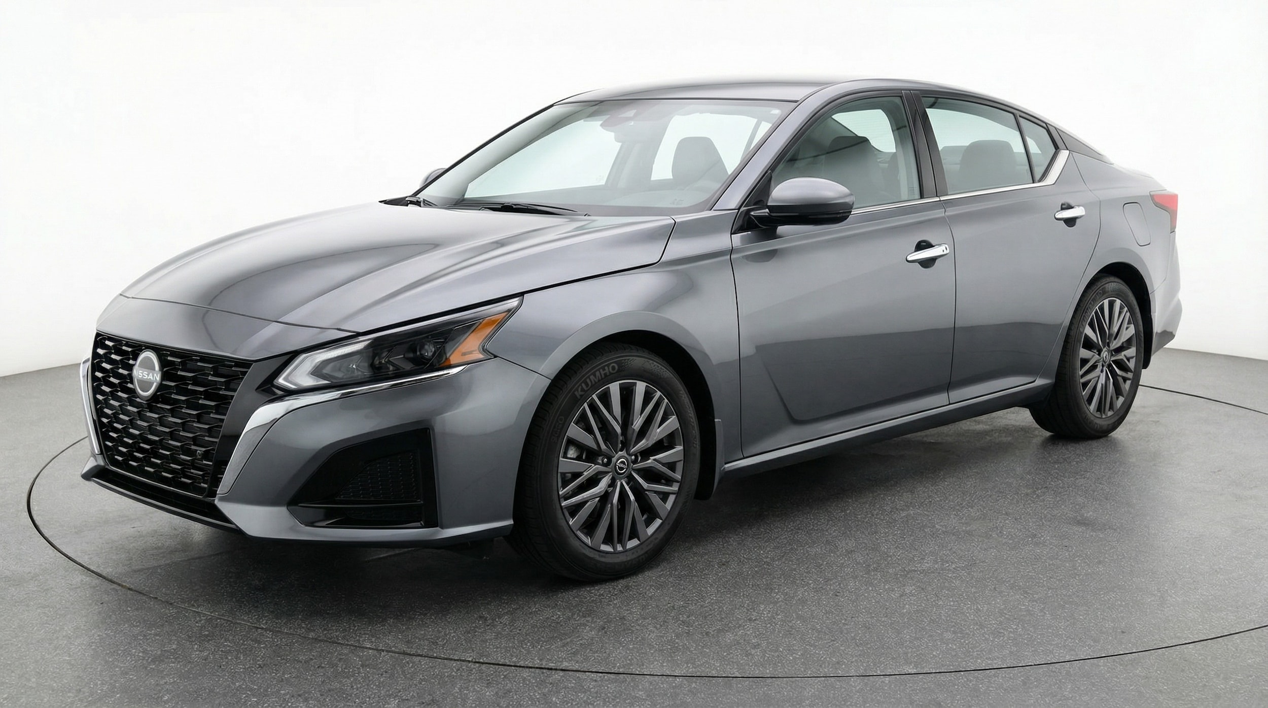 Thumbnail: 2025 Nissan Altima - 3