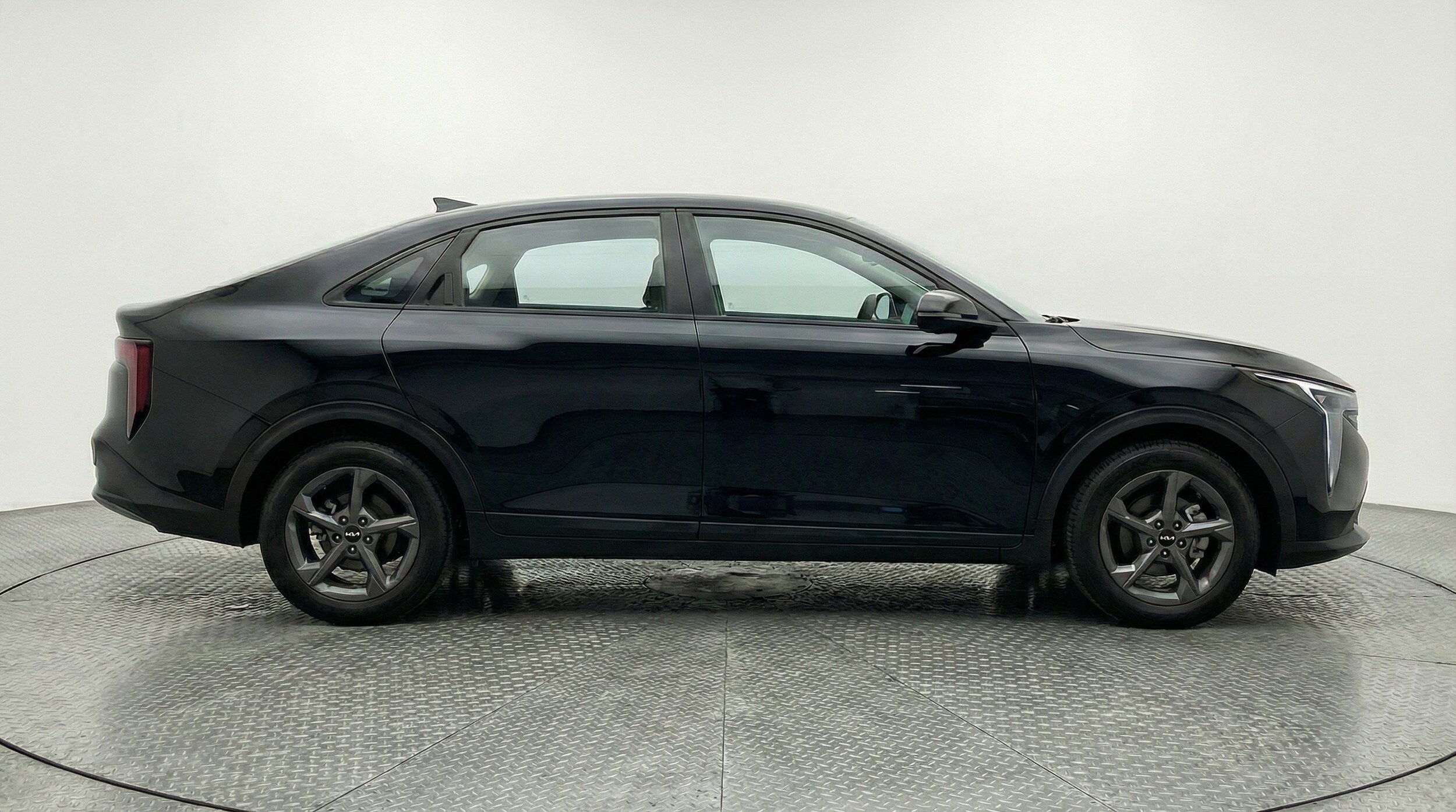 Thumbnail: 2025 Kia K4 - 8