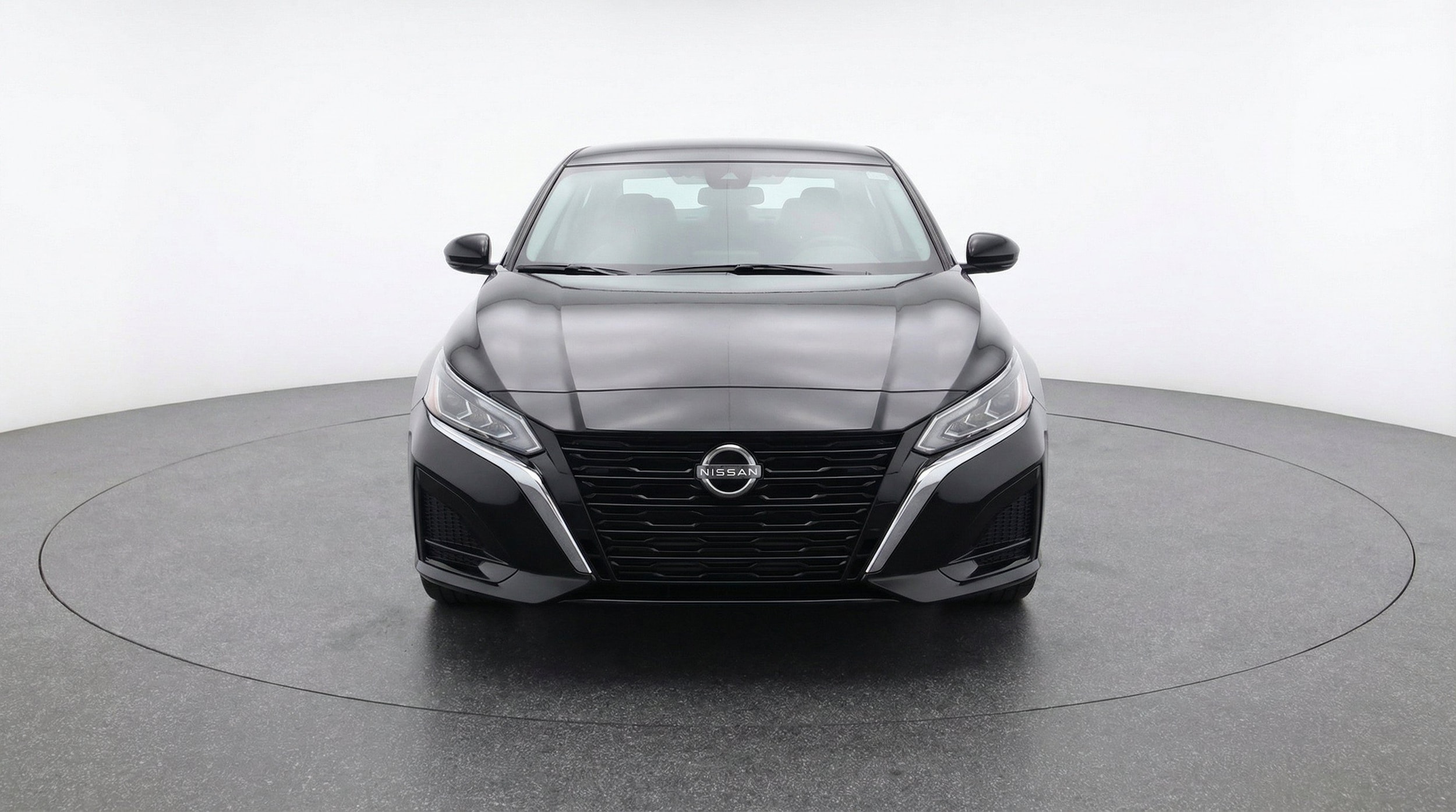 Thumbnail: 2025 Nissan Altima - 2
