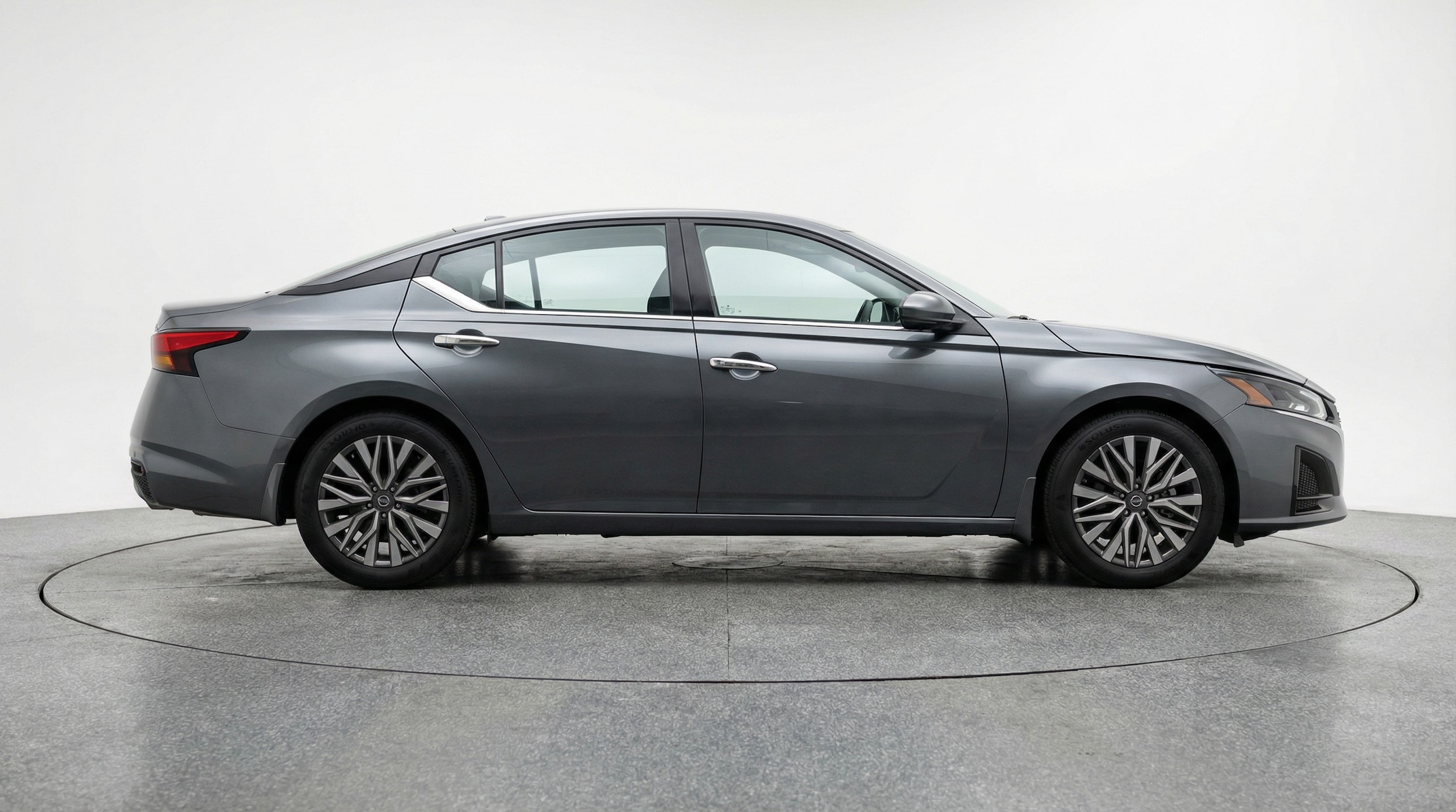 Thumbnail: 2025 Nissan Altima - 8