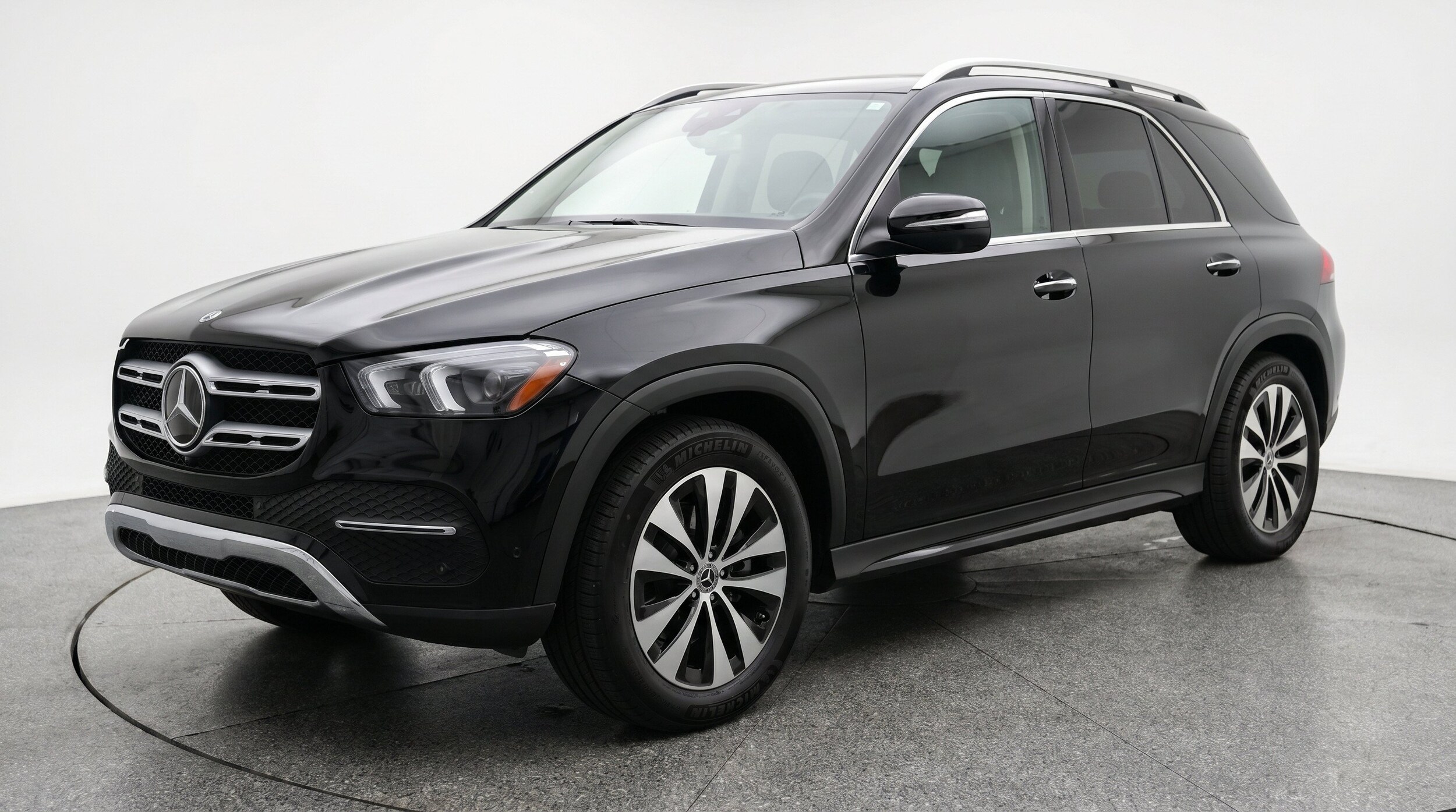 Thumbnail: 2026 Mercedes-Benz GLE - 3