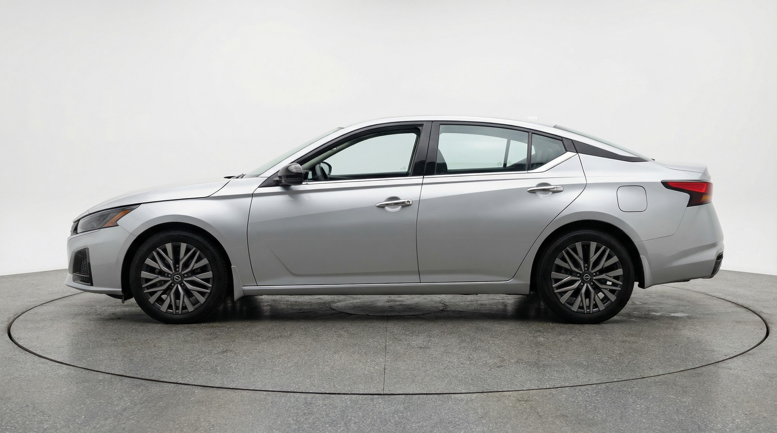 Thumbnail: 2025 Nissan Altima - 4