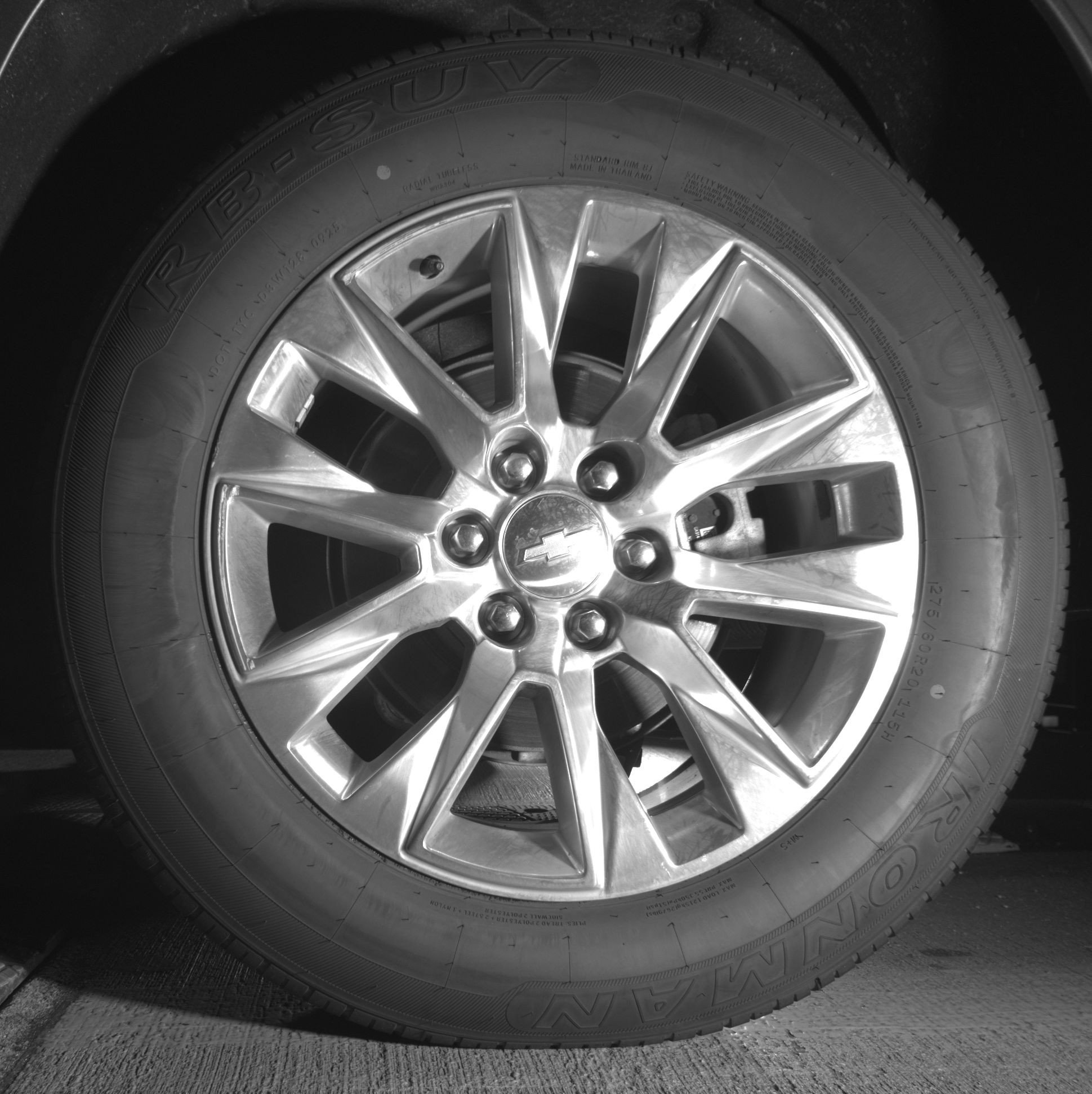 Thumbnail: 2023 Chevrolet Suburban - 14