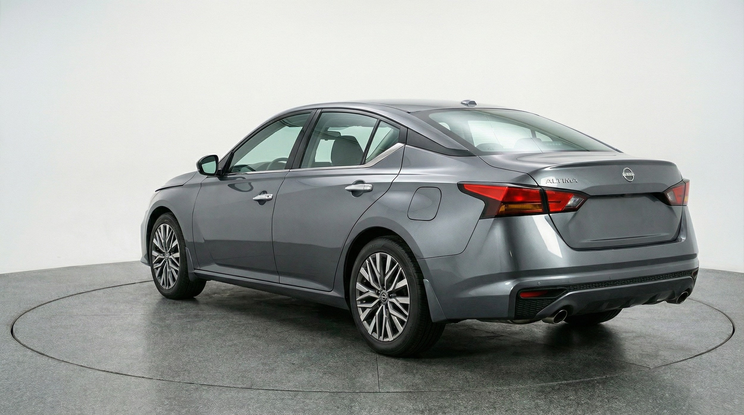 Thumbnail: 2025 Nissan Altima - 5