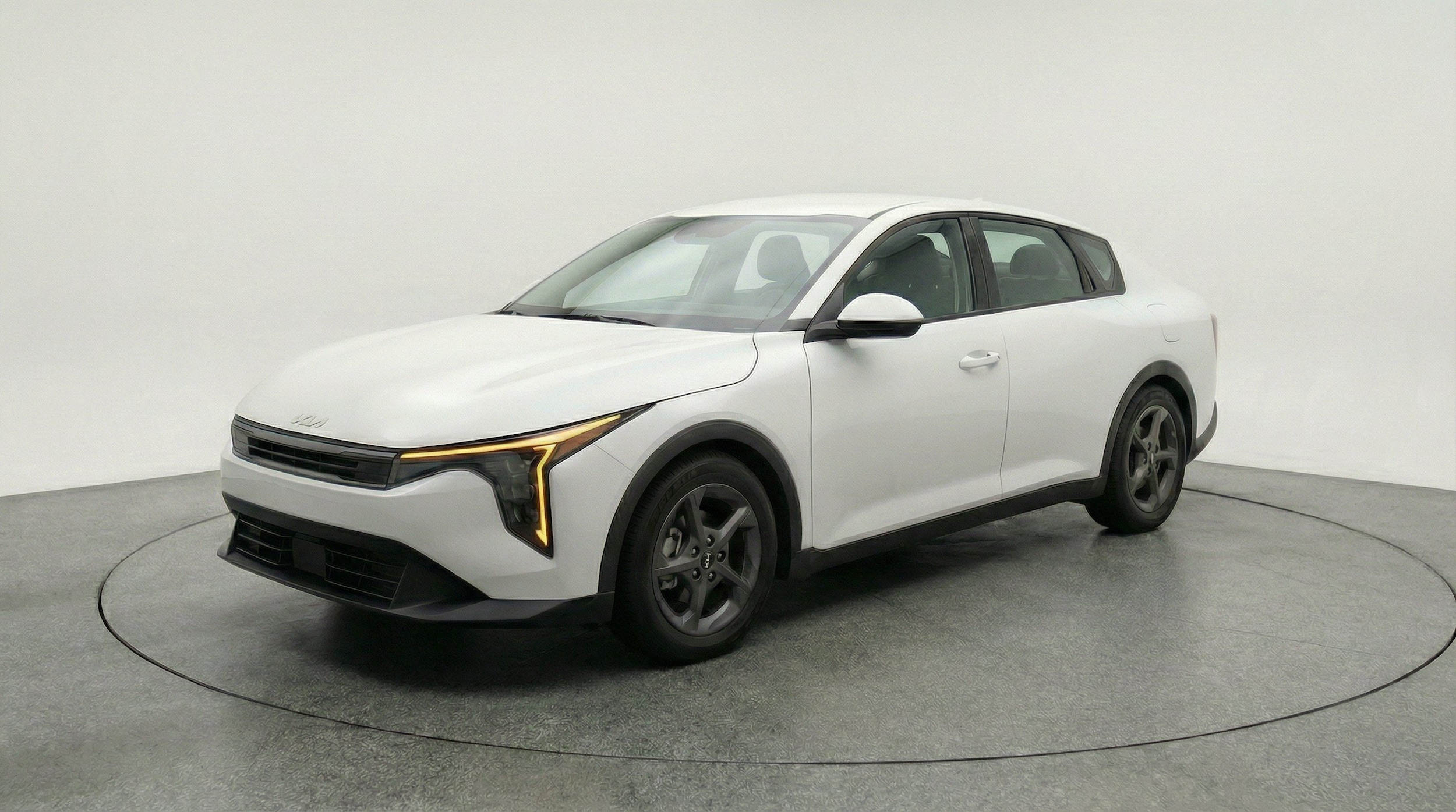 Thumbnail: 2025 Kia K4 - 3