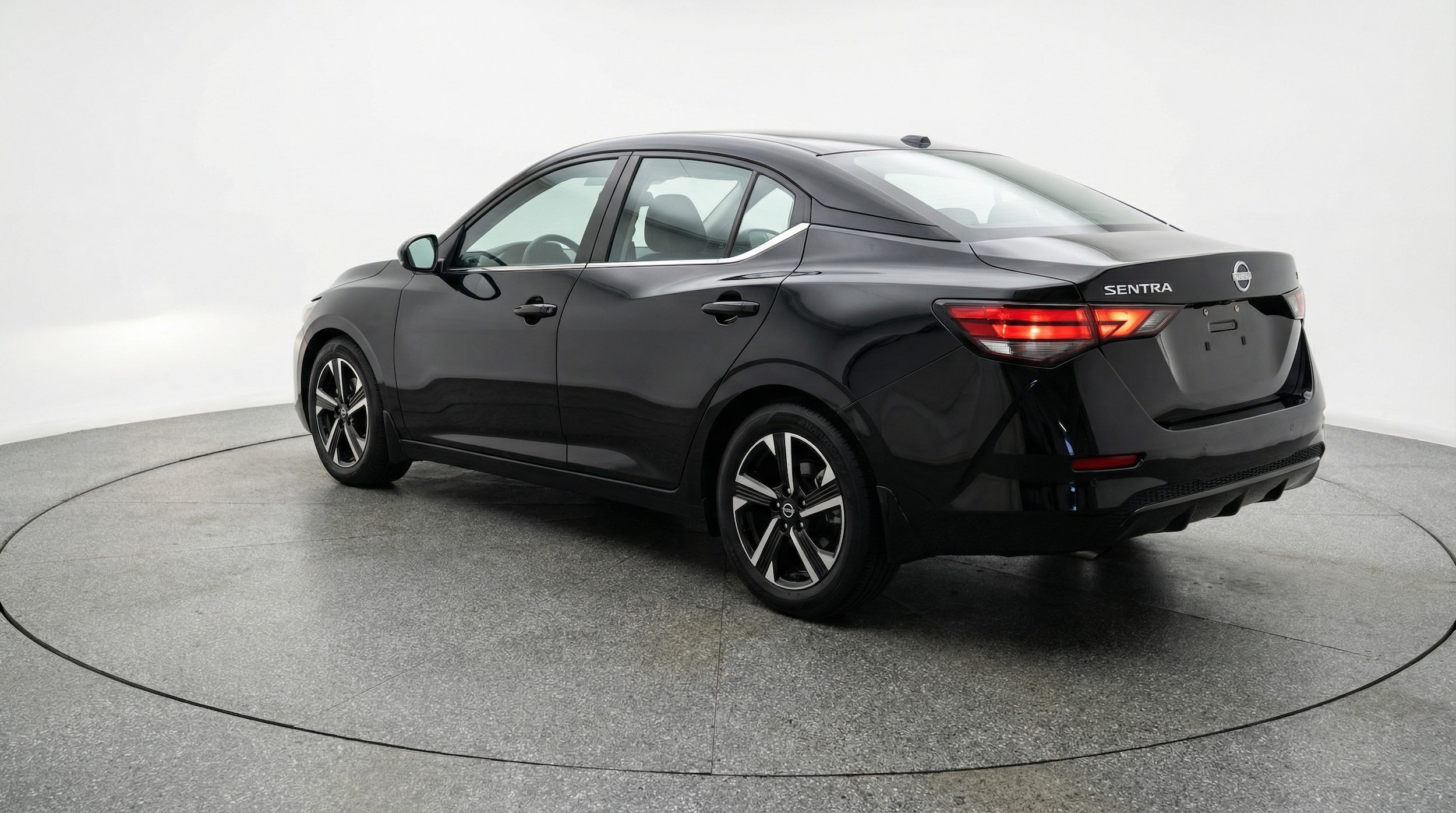 Thumbnail: 2025 Nissan Sentra - 5