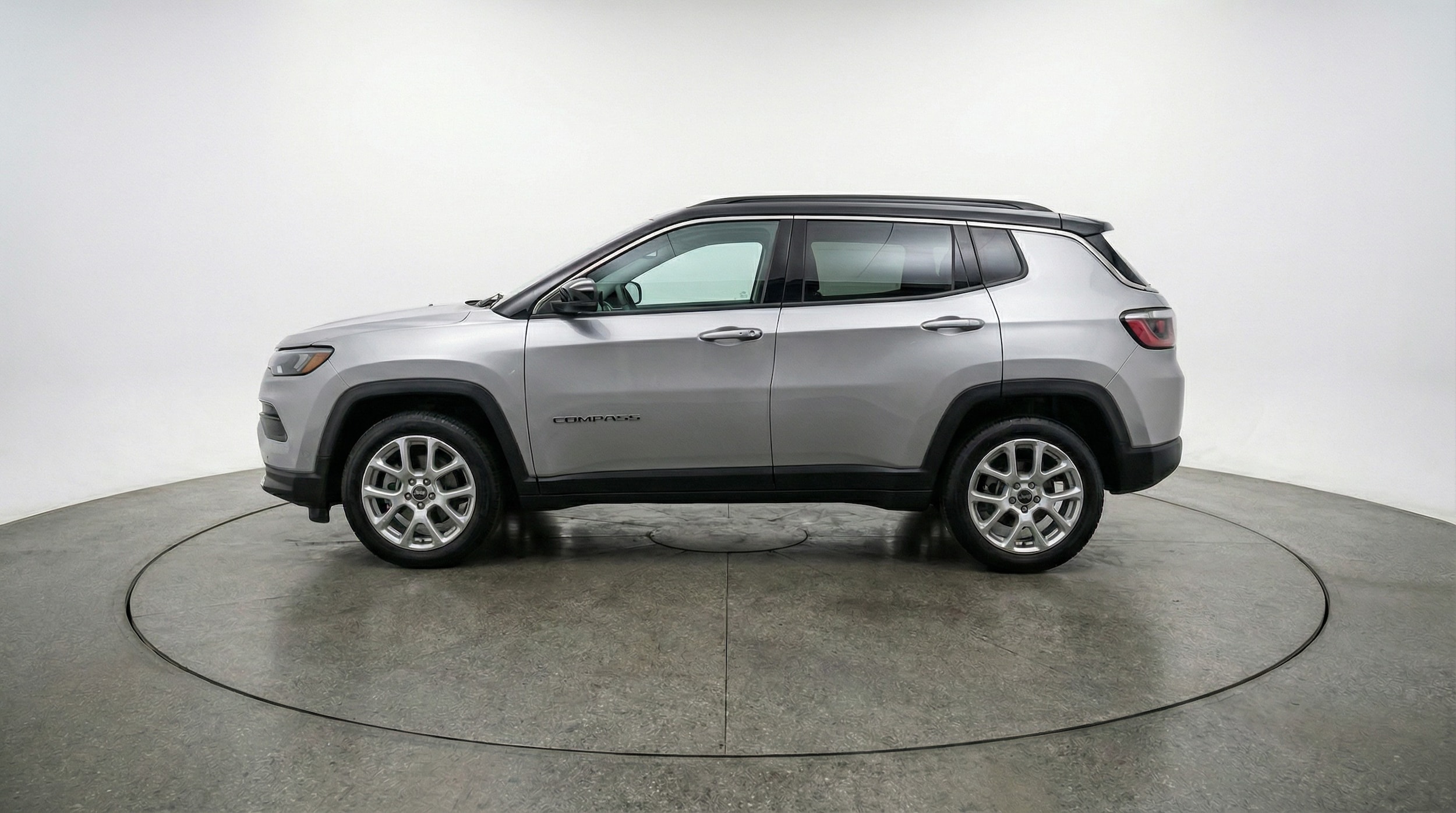 Thumbnail: 2025 Jeep Compass - 4