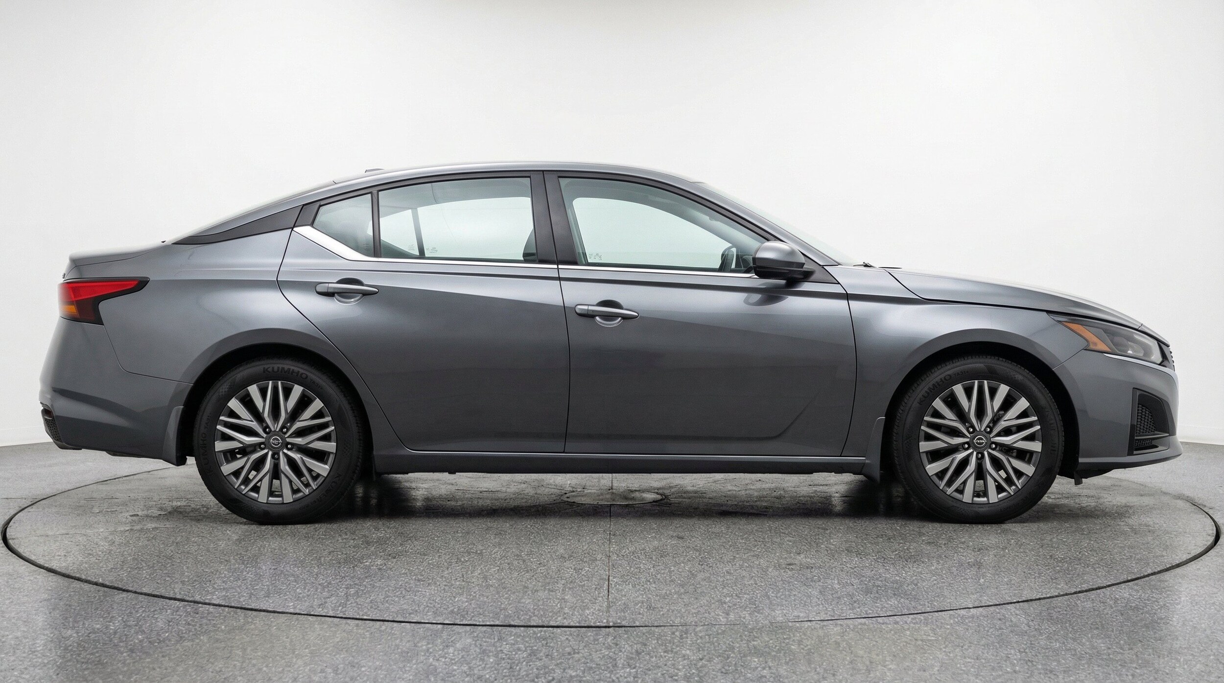 Thumbnail: 2025 Nissan Altima - 11