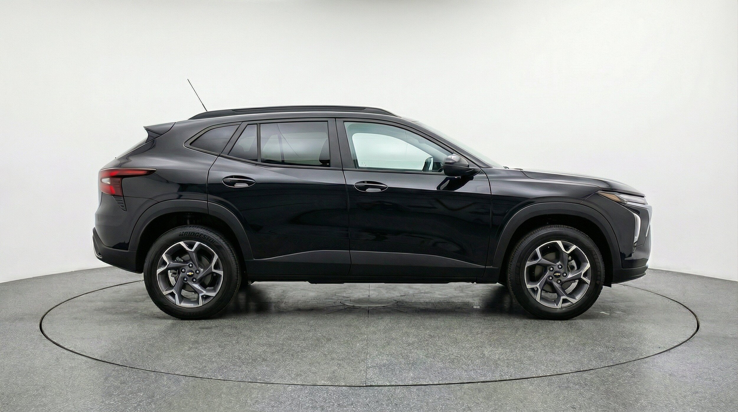 Thumbnail: 2025 Chevrolet Trax - 10