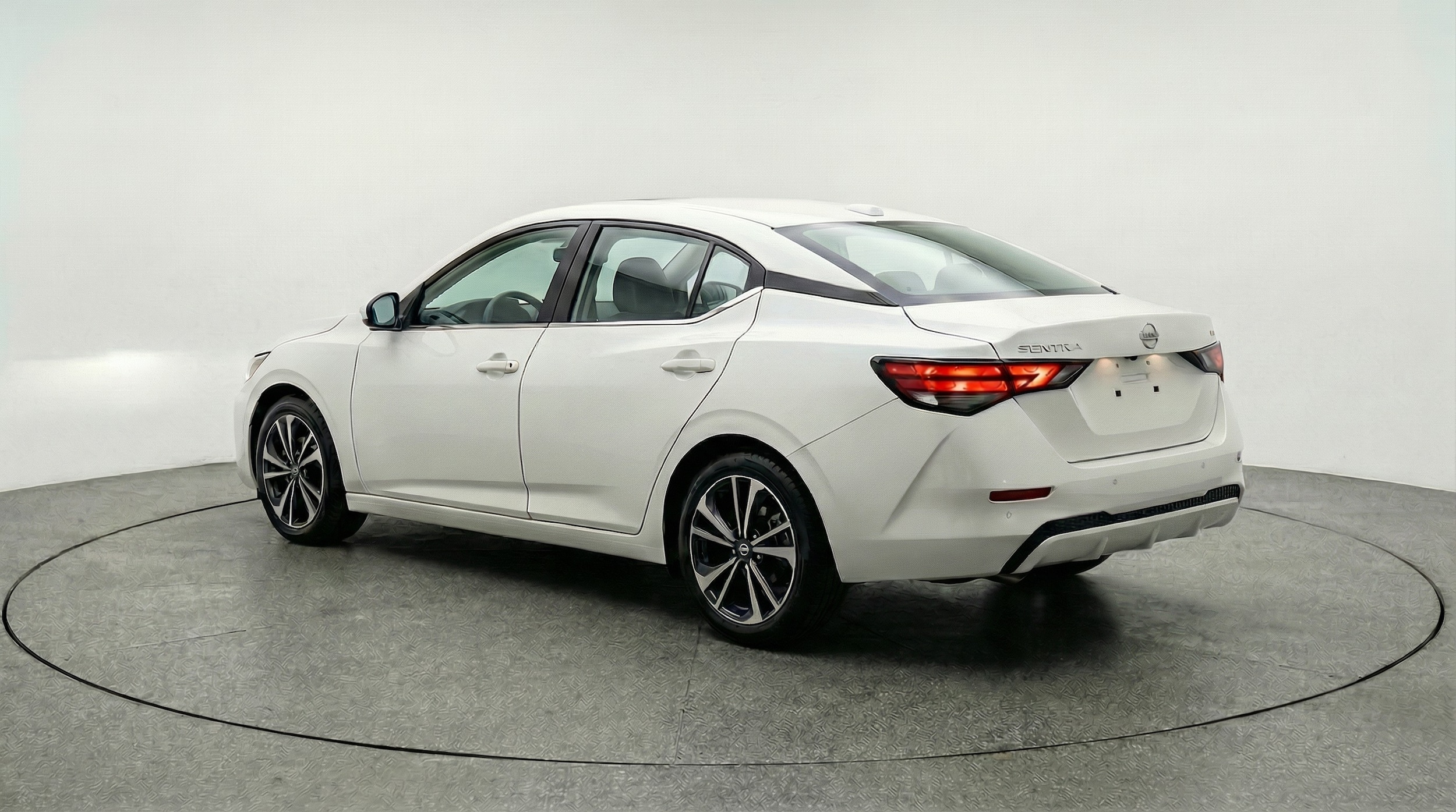 Thumbnail: 2025 Nissan Sentra - 5