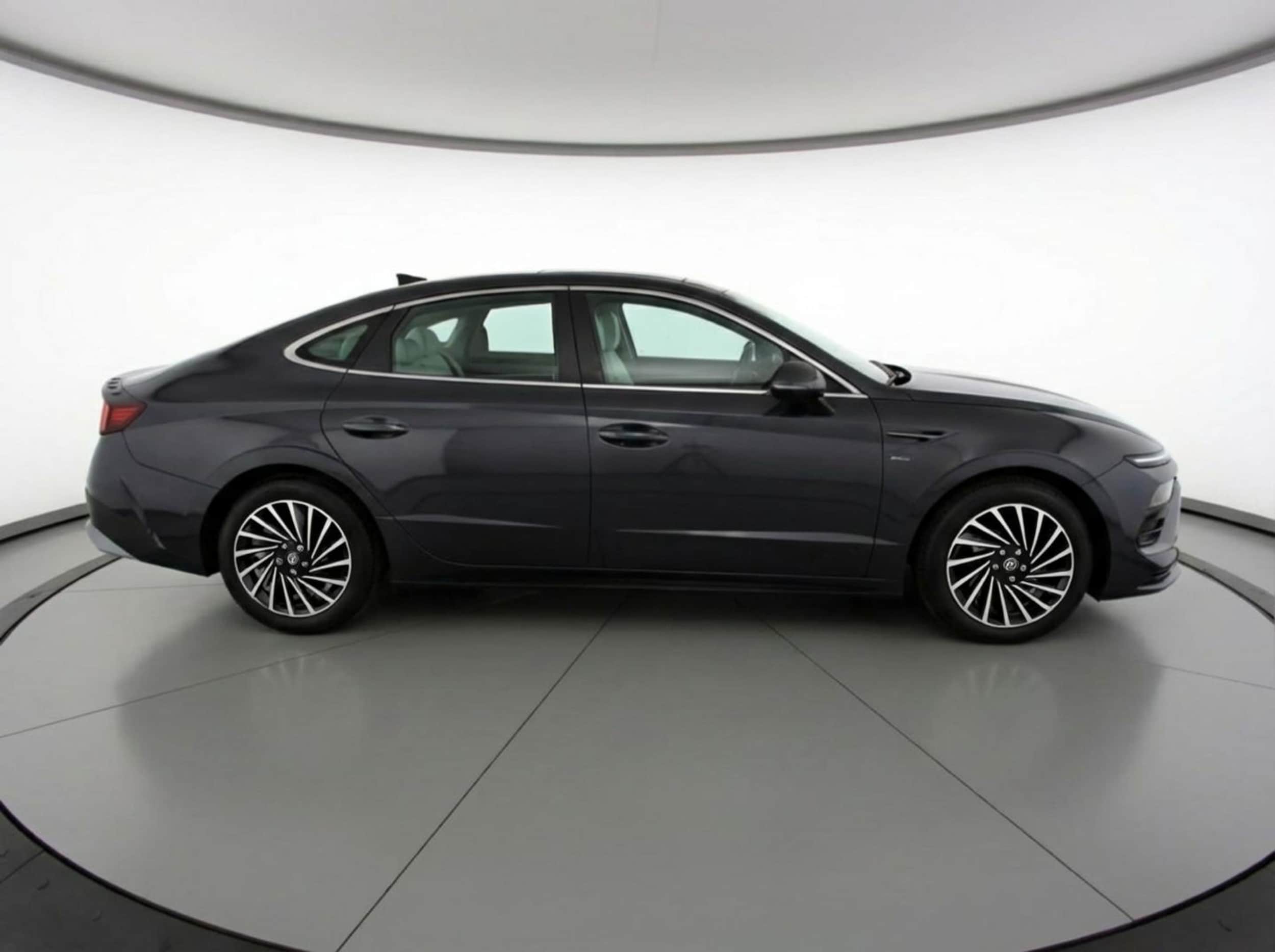 Thumbnail: 2025 Hyundai Sonata - 8