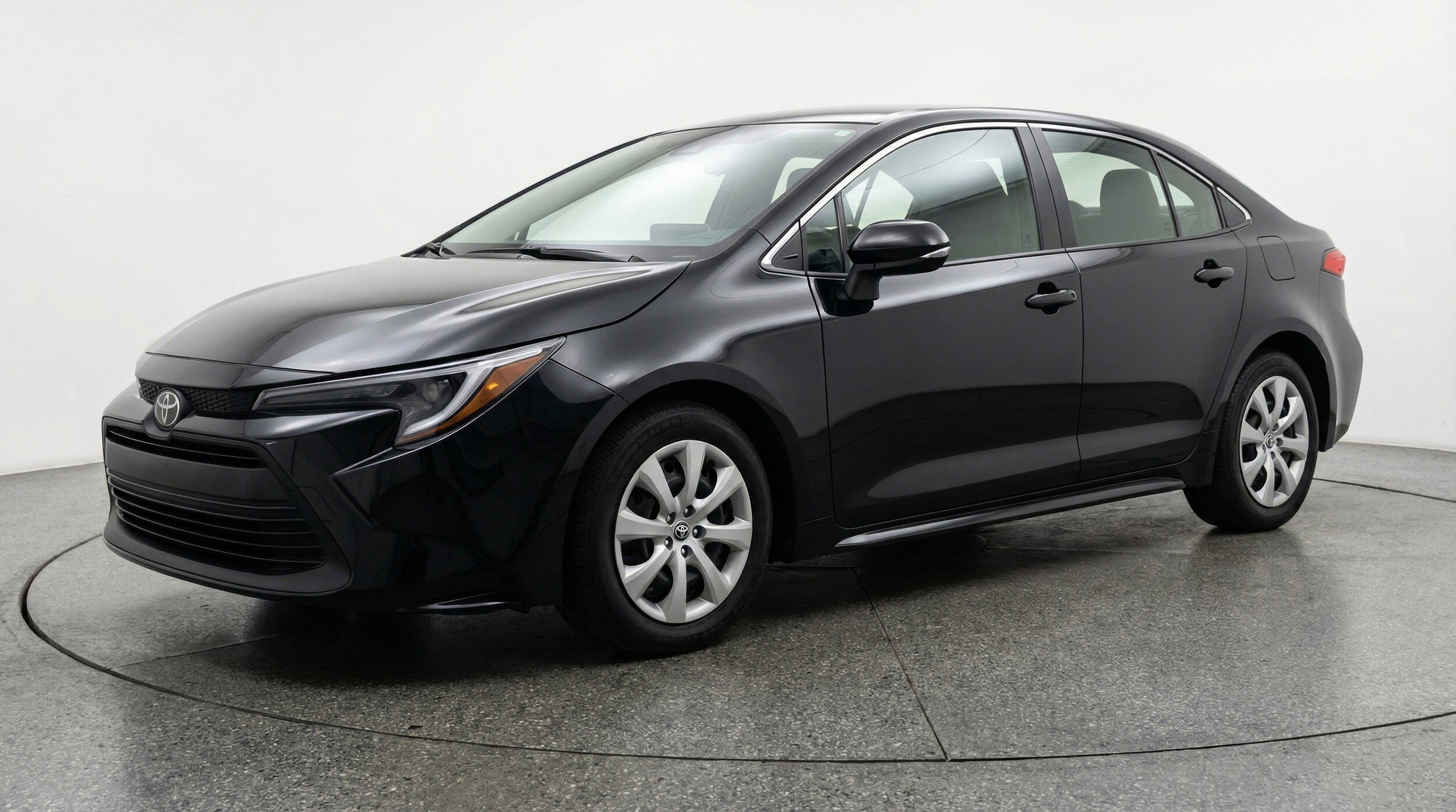Thumbnail: 2025 Toyota Corolla - 3