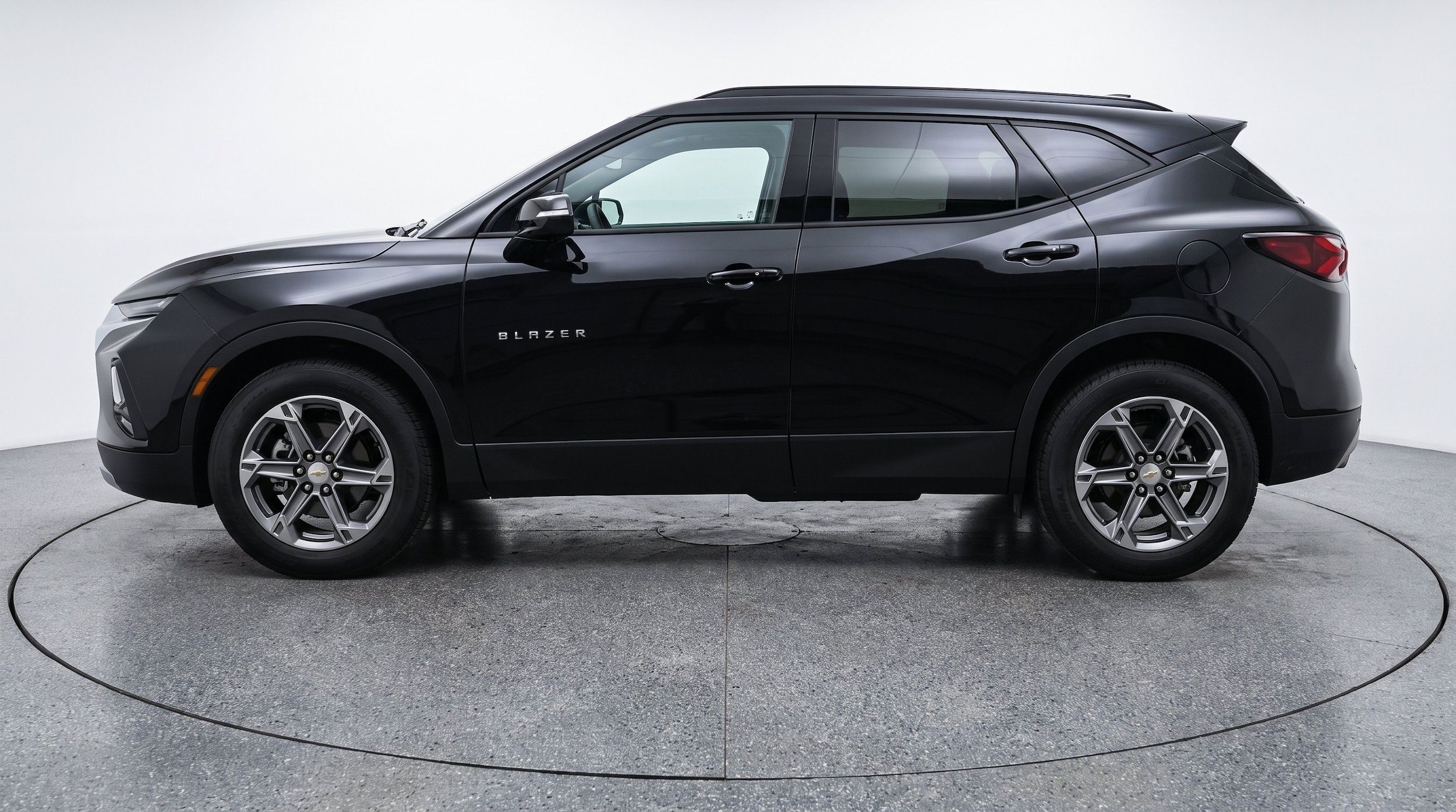 Thumbnail: 2026 Chevrolet Blazer - 5
