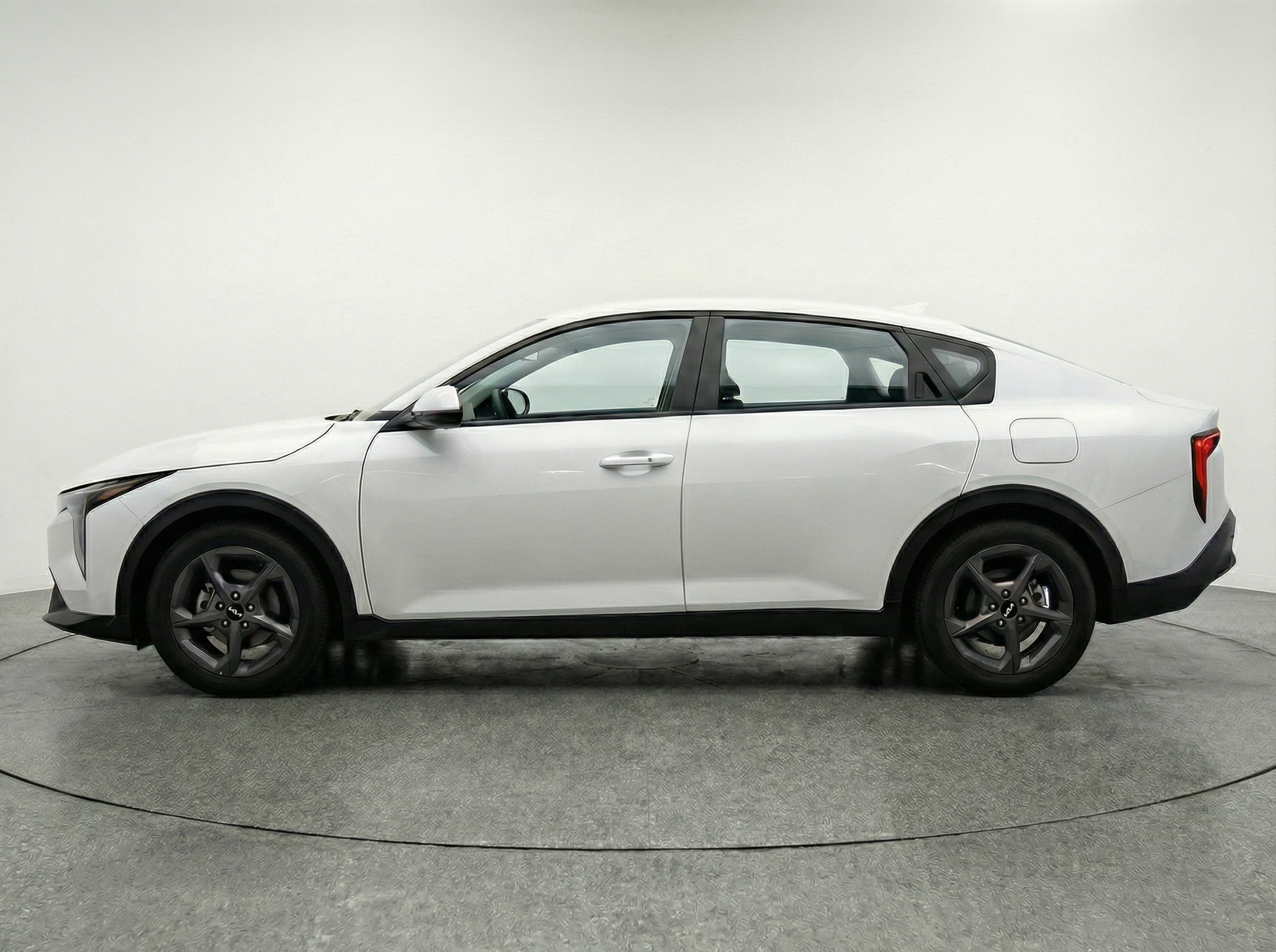 Thumbnail: 2025 Kia K4 - 4