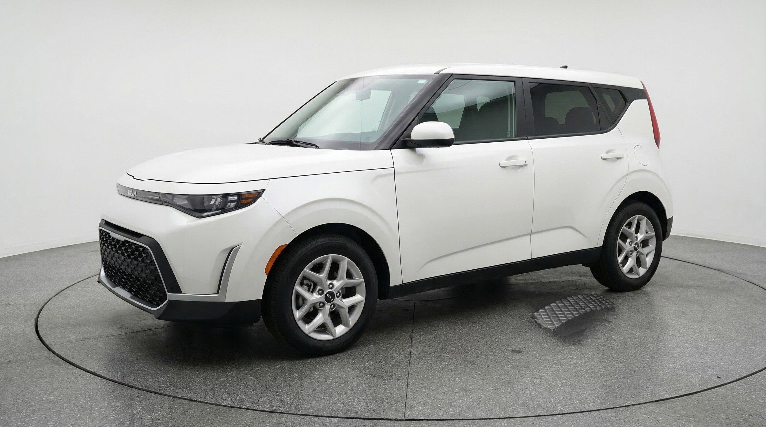 Thumbnail: 2025 Kia Soul - 3