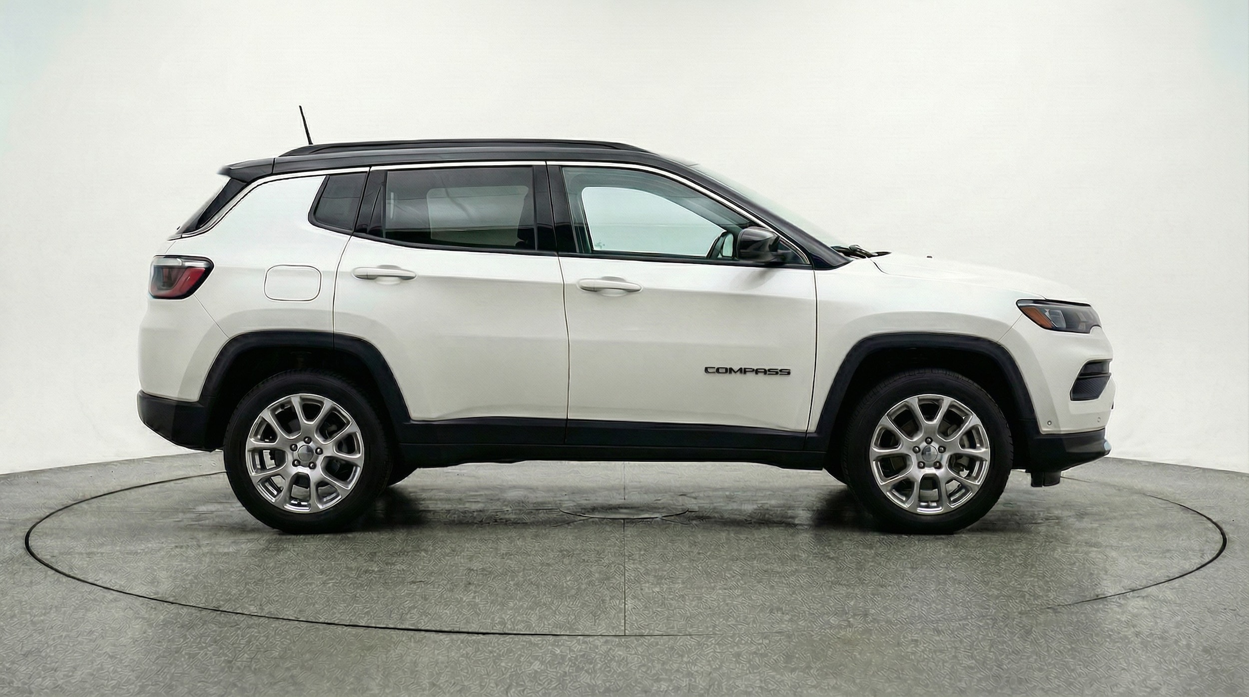 Thumbnail: 2025 Jeep Compass - 8