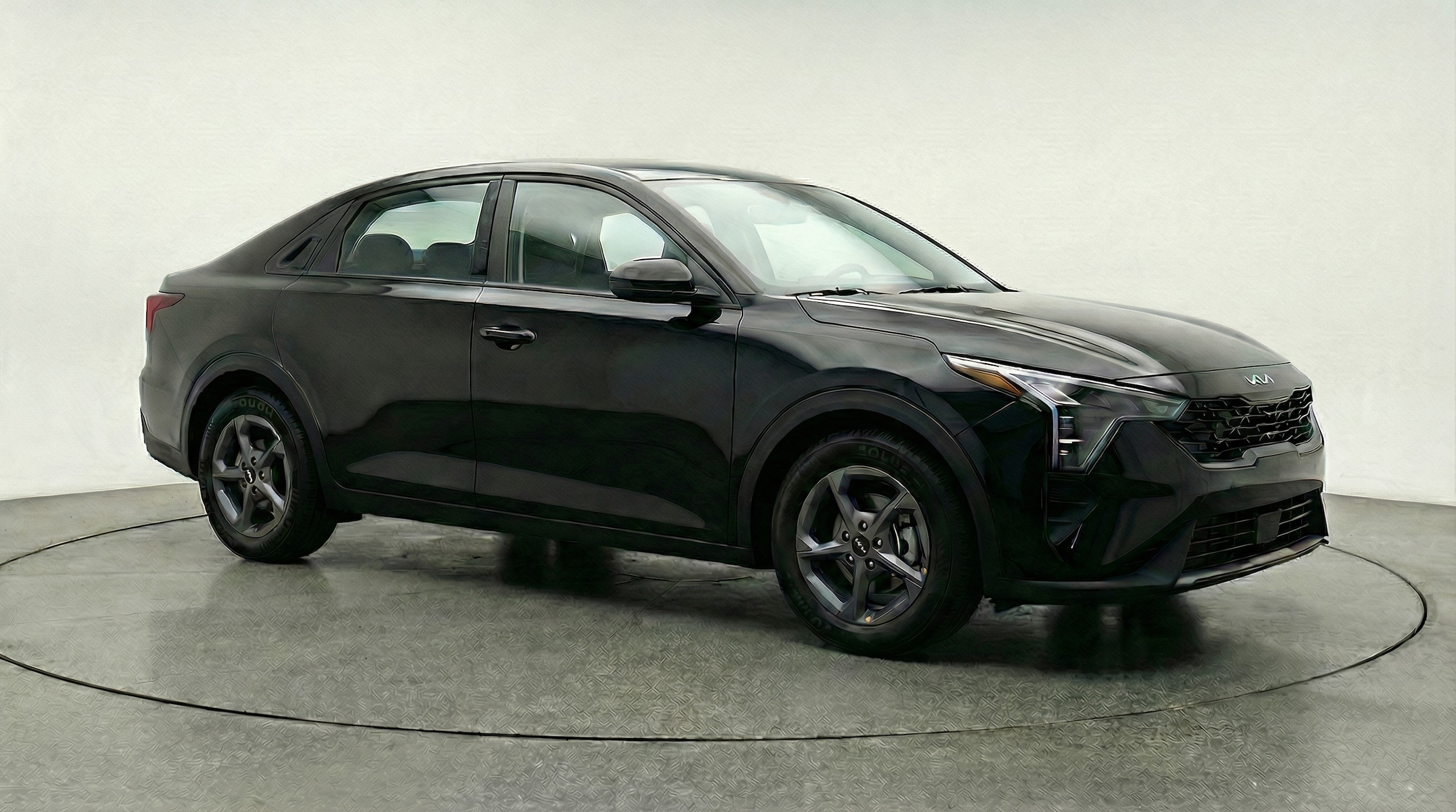 Thumbnail: 2025 Kia K4 - 1