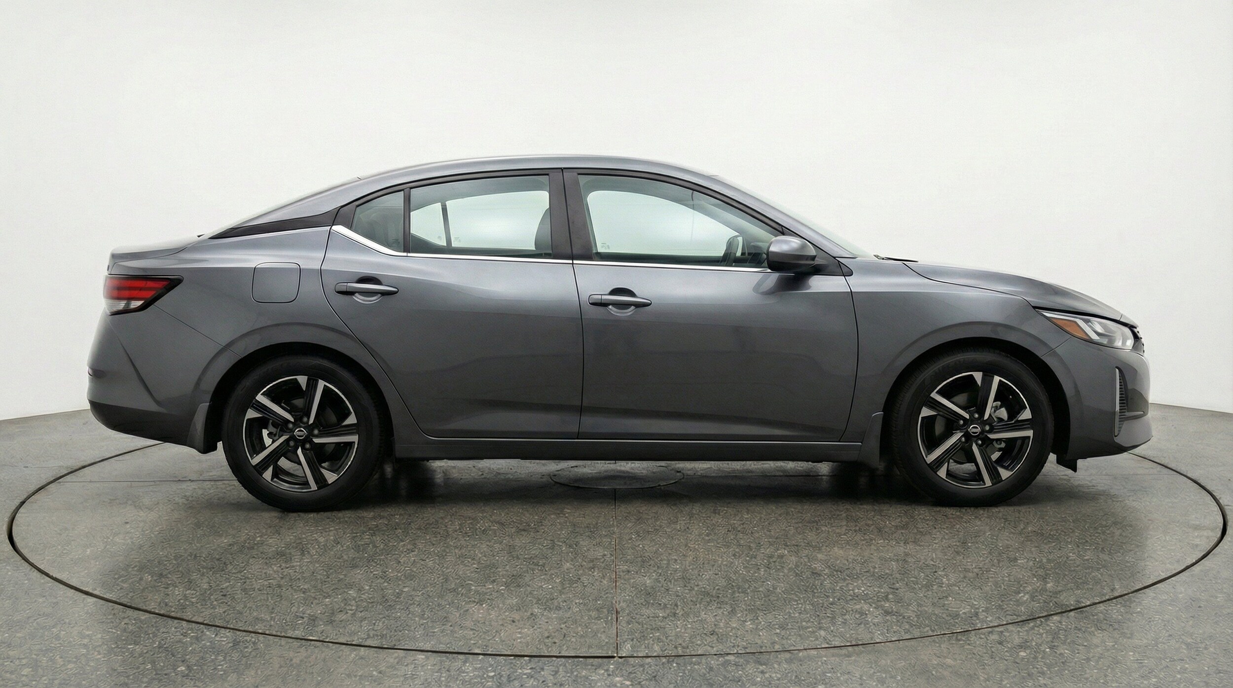 Thumbnail: 2025 Nissan Sentra - 11