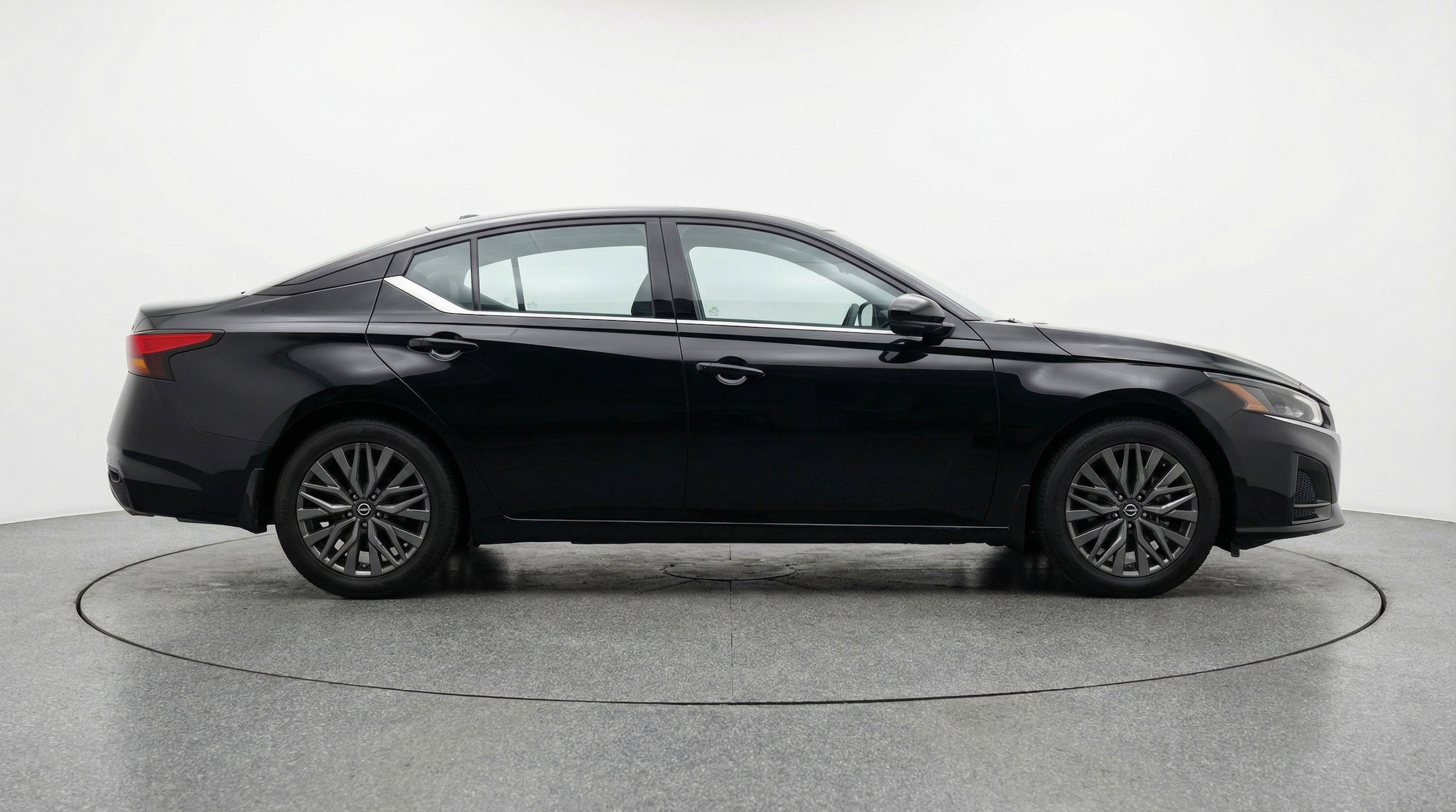 Thumbnail: 2025 Nissan Altima - 11